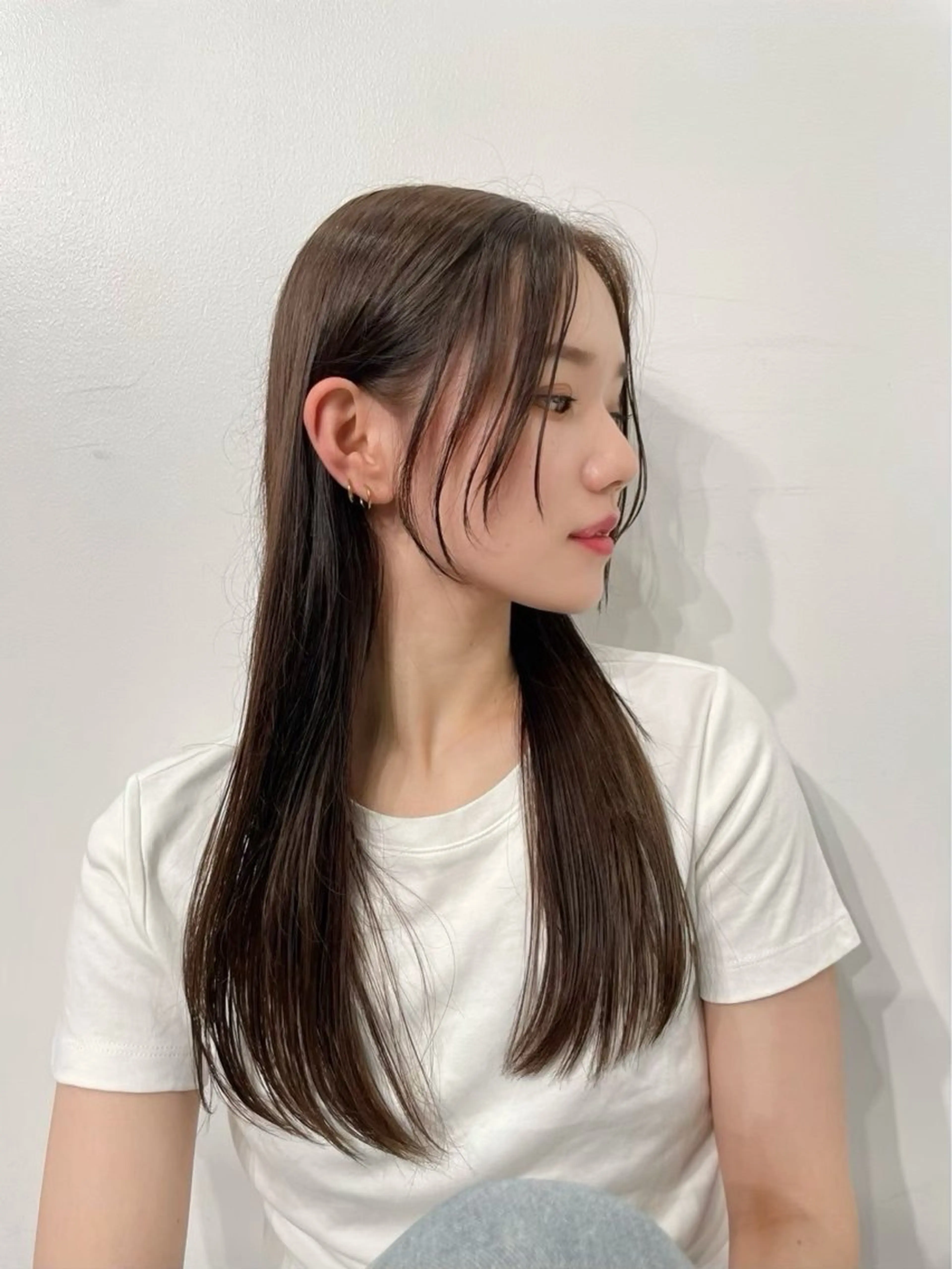 ロング カラー カット ヘアカラー Lisa／艶カラー ／レイヤーカット特化のヘアスタイル