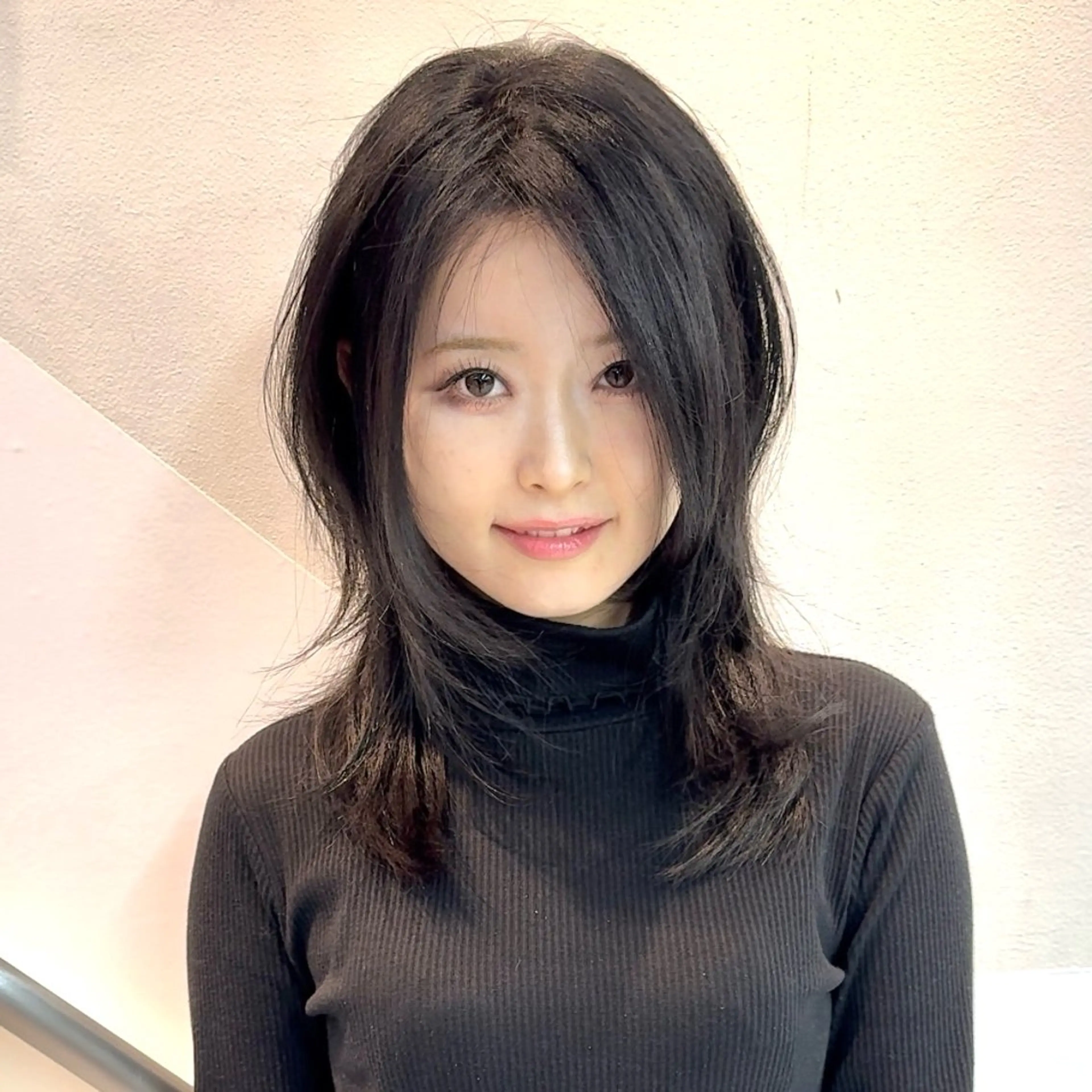ミディアム ミディアムレイヤー/ ロングレイヤー堀匠吾のヘアスタイル