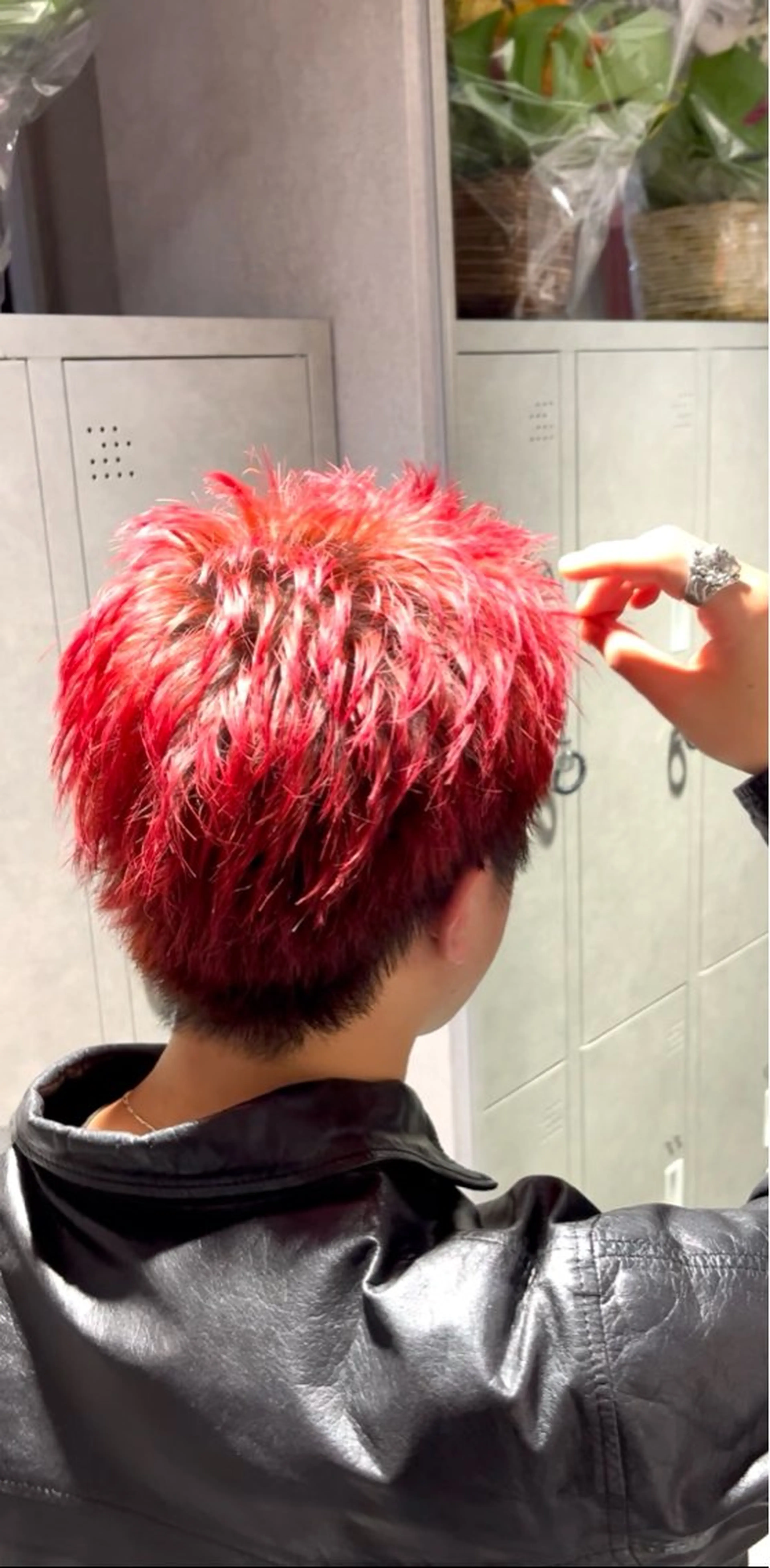 ショート カラー メンズ アップバング スパイキーショート ショートヘア カット スパイキーショート パーマ🔥ritaのヘアスタイル