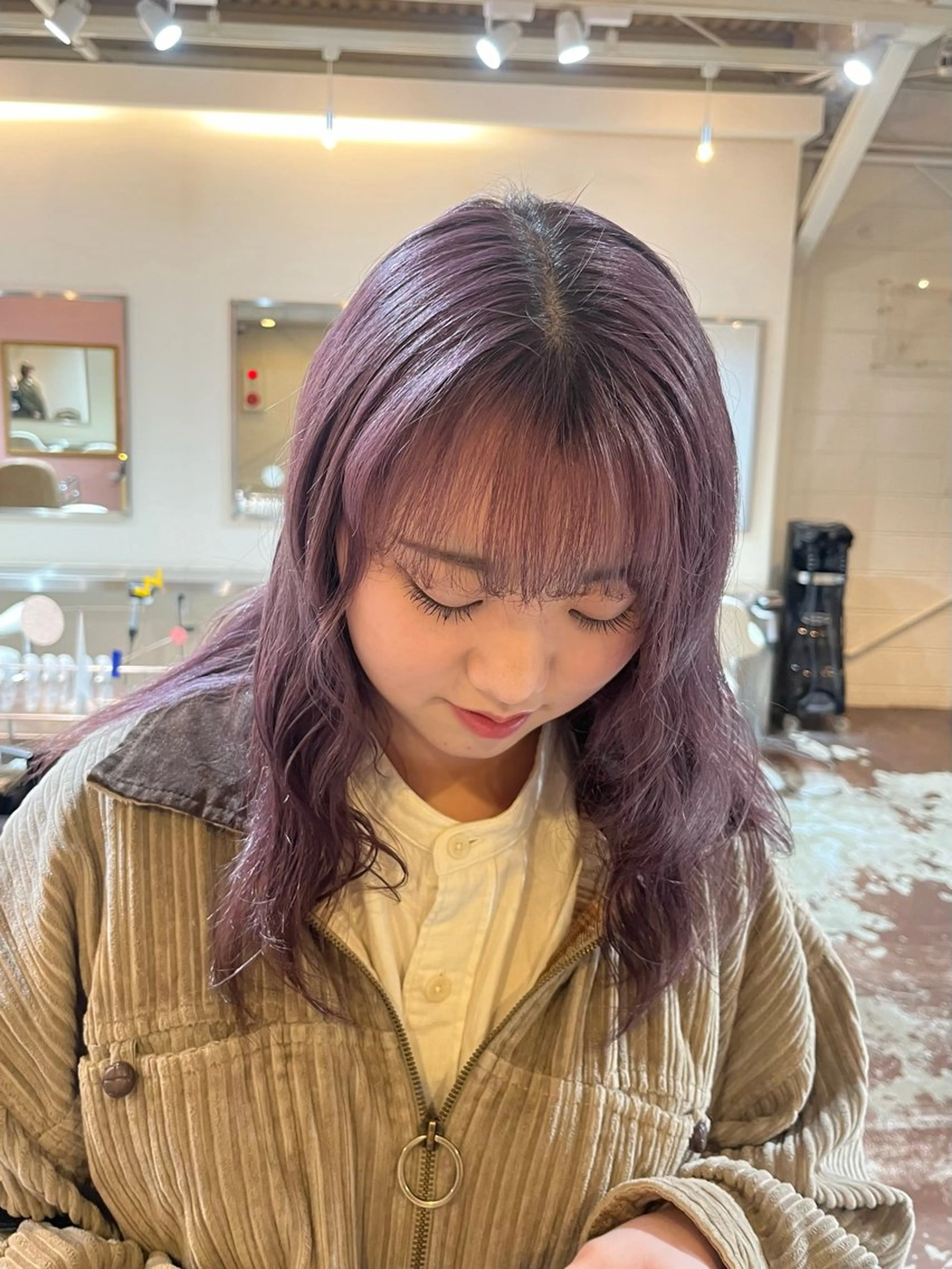 セミロング カラー パープルカラー chikashitsu所属・Junmi/ﾁｶｼﾂ /堀江のヘアスタイル