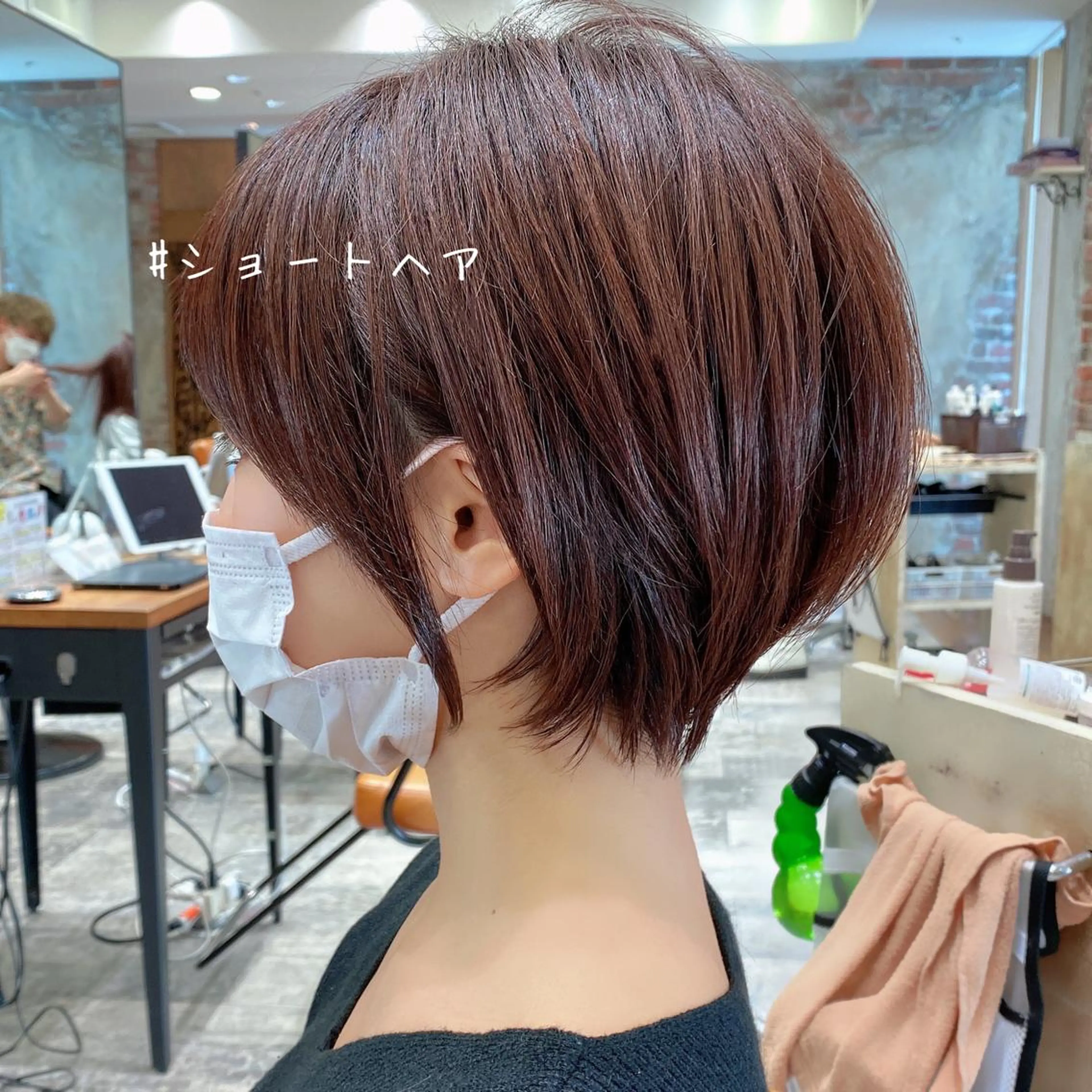 ショート 切りっぱなしボブ ショートボブ ハンサムショート 丸みショート アッシュ カット ヘアカラー トリートメント ショート、ボブの神✨ 峯朋也✂︎✨のヘアスタイル