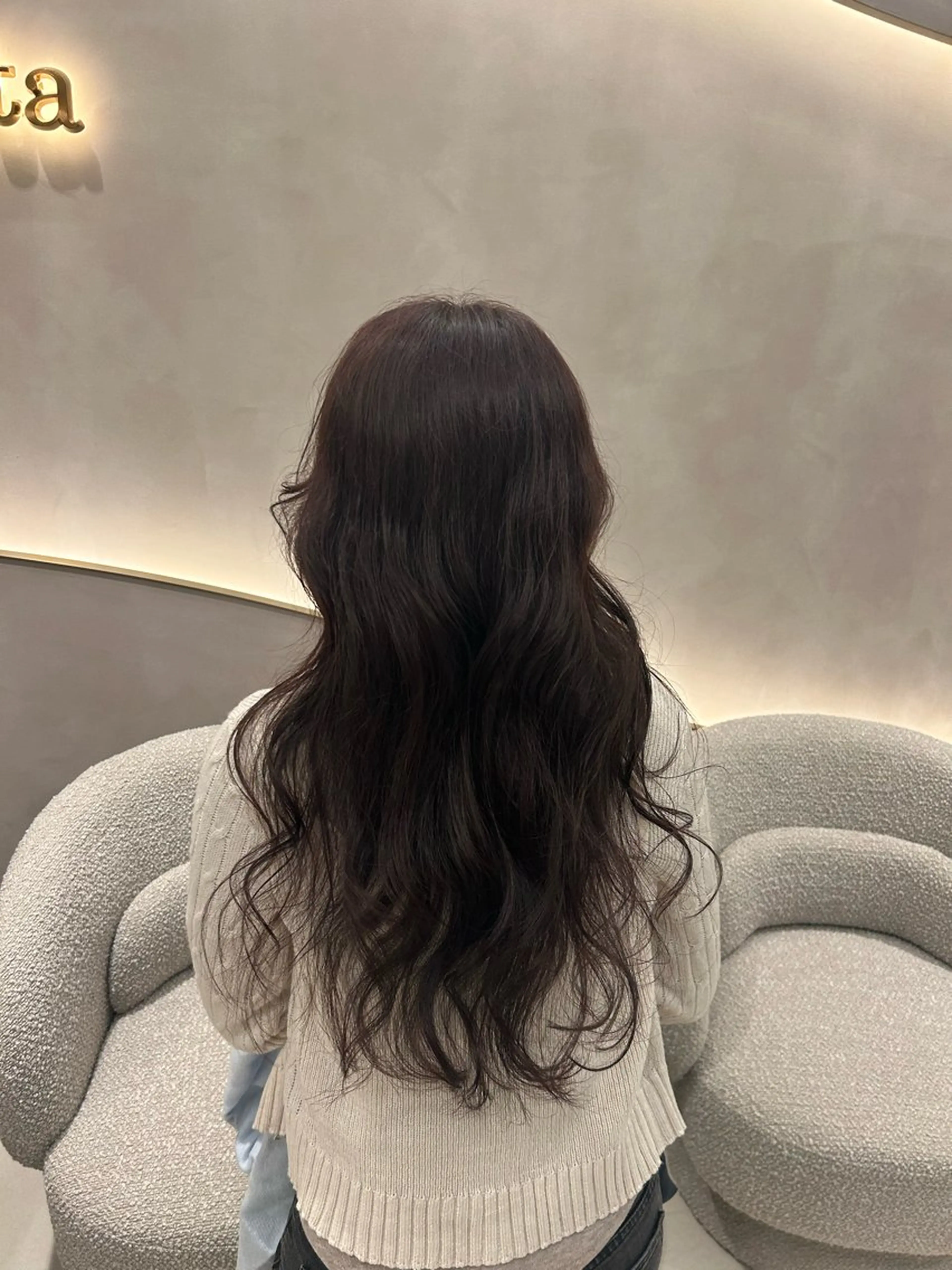 ロング カラー 清水 結生のヘアスタイル