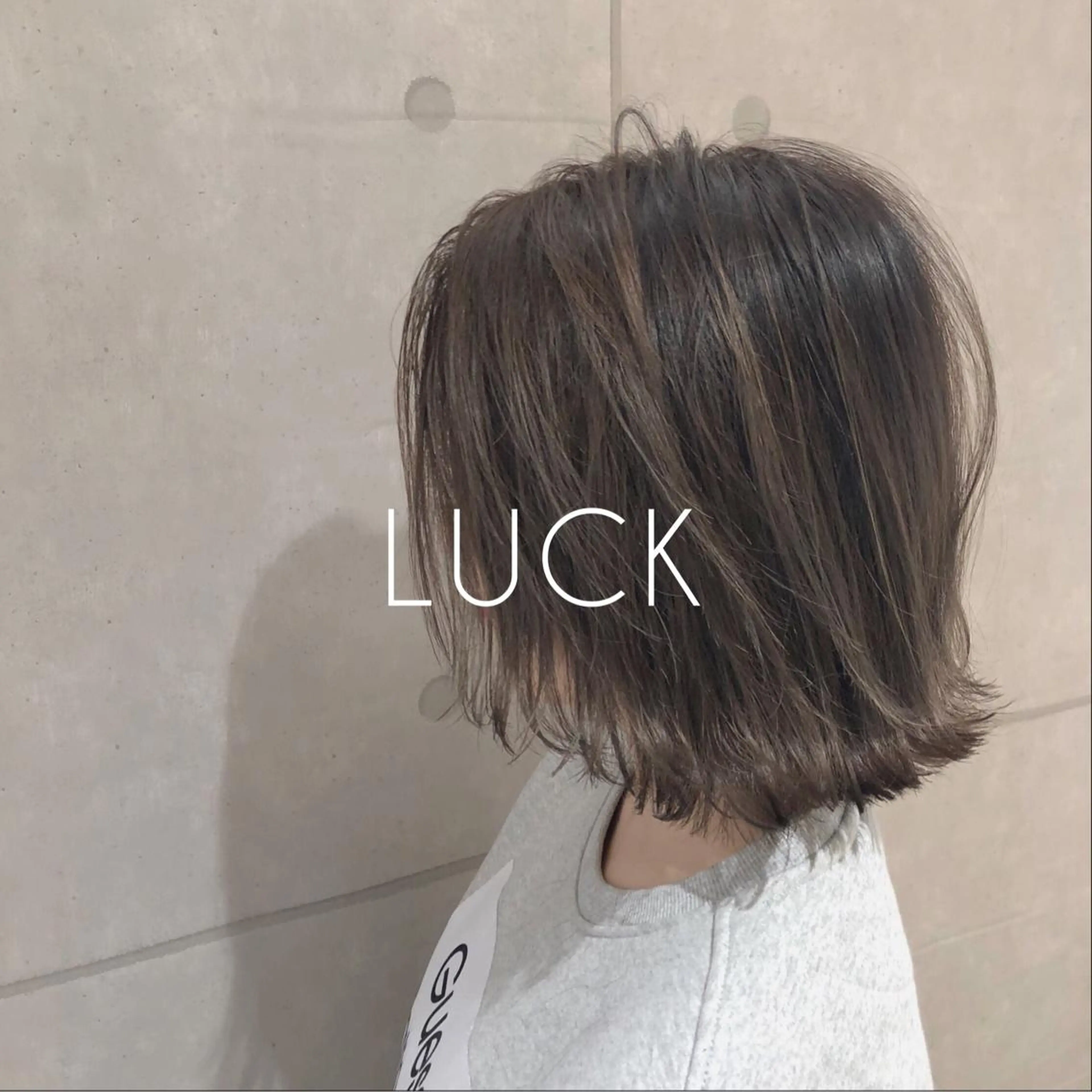 ショート 切りっぱなしボブ ボブ ハイライト レイヤーカット ヘアカラー circus by KENJE 町田店のヘアスタイル