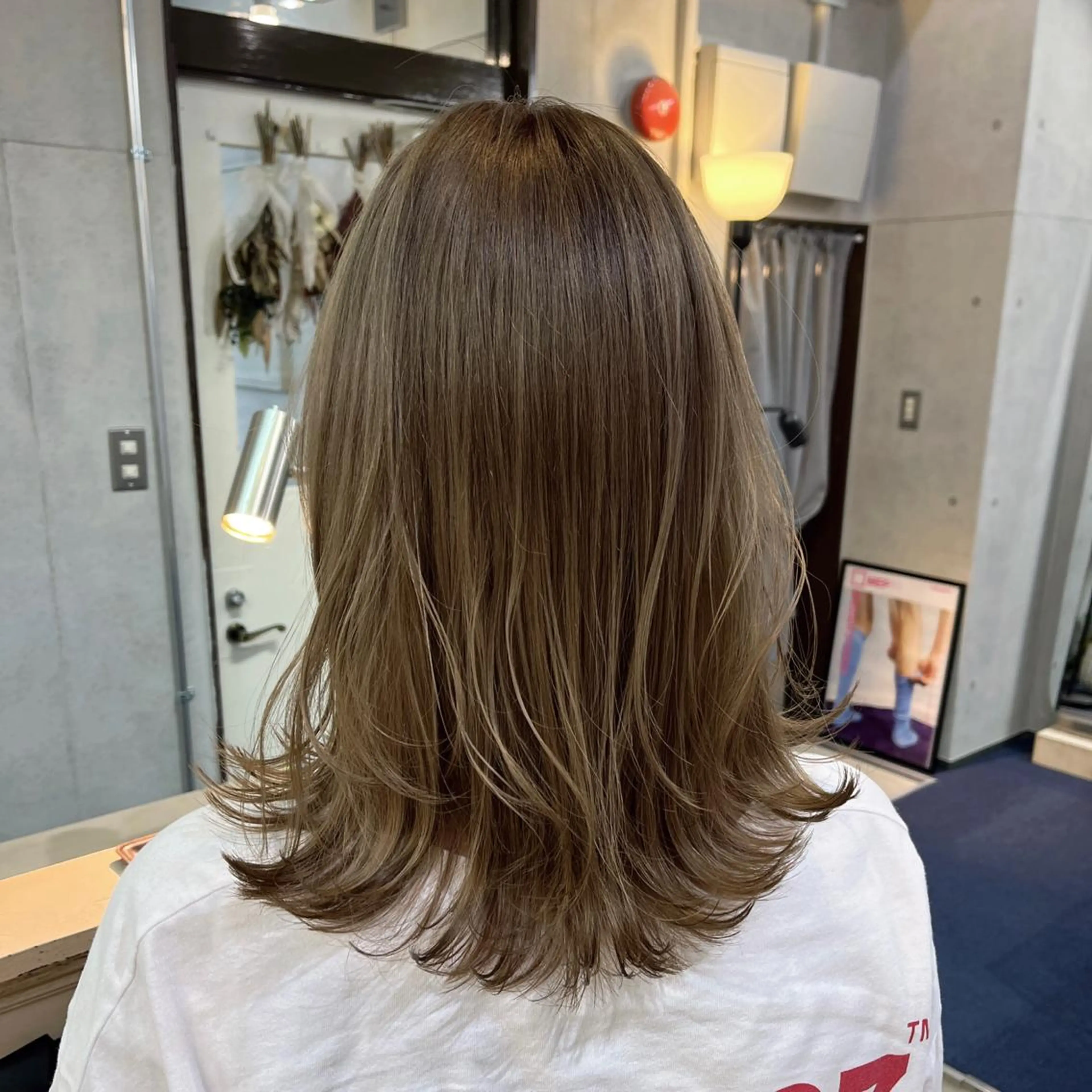 ミディアム カラー カット ヘアカラー トリートメント MIES amane(アマネ)のヘアスタイル