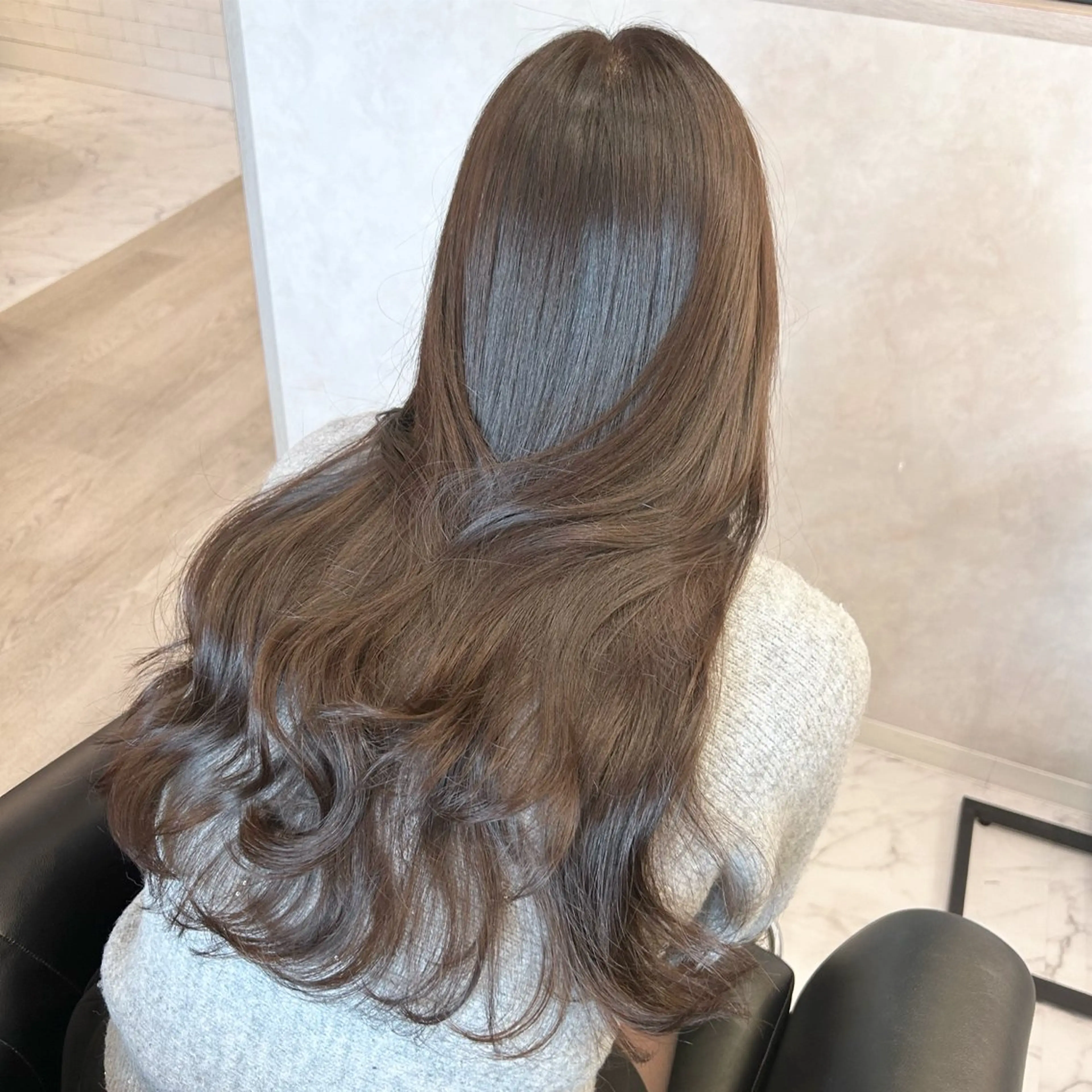 ロング カラー カット ヘアカラー トリートメント &chaLme   心斎橋所属・emi/髪質改善/ 韓国風/艶カラーのヘアスタイル