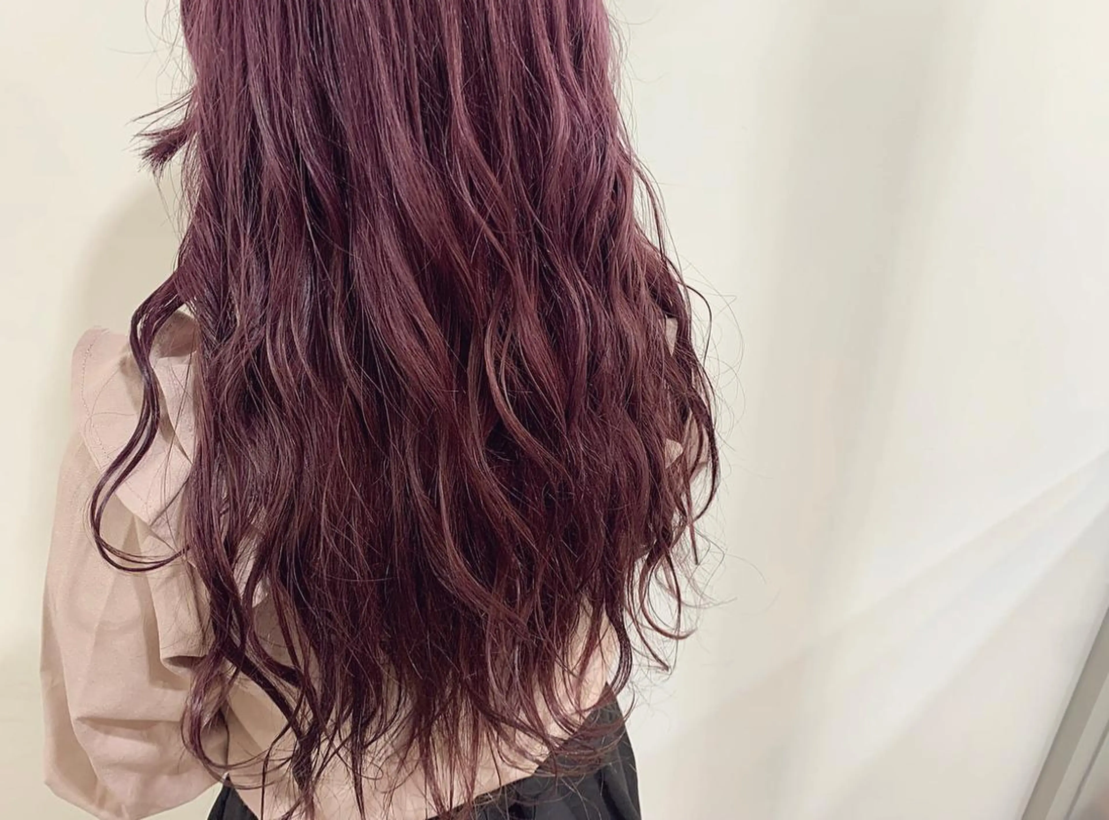 ロング カラー ヘアアレンジ ブリーチ ケアブリーチ ピンクカラー ピンクパープル パープルカラー ヘアカラー たかいわ みきのヘアスタイル