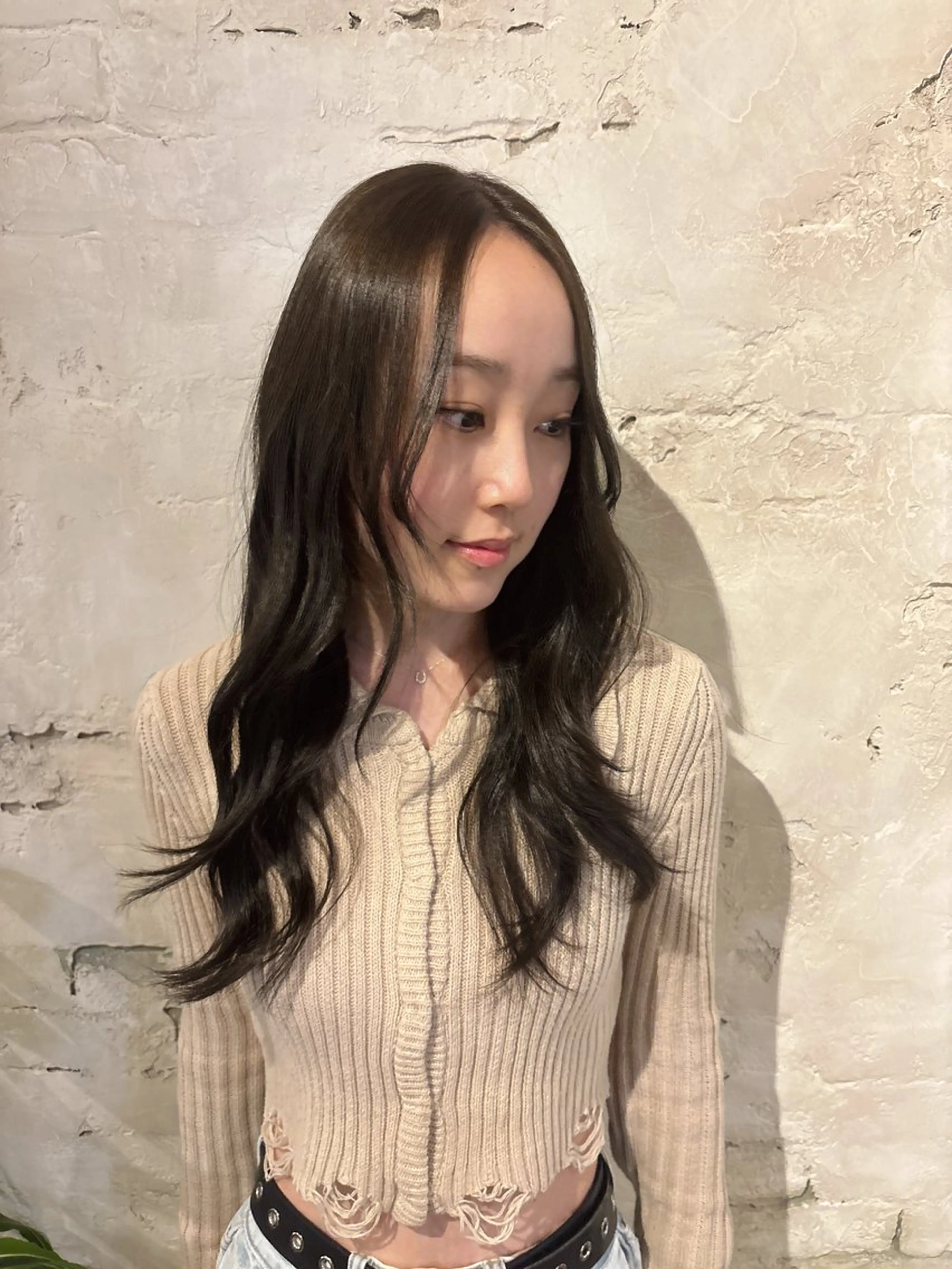 ロング カラー ヘアカラー 西 柚のヘアスタイル