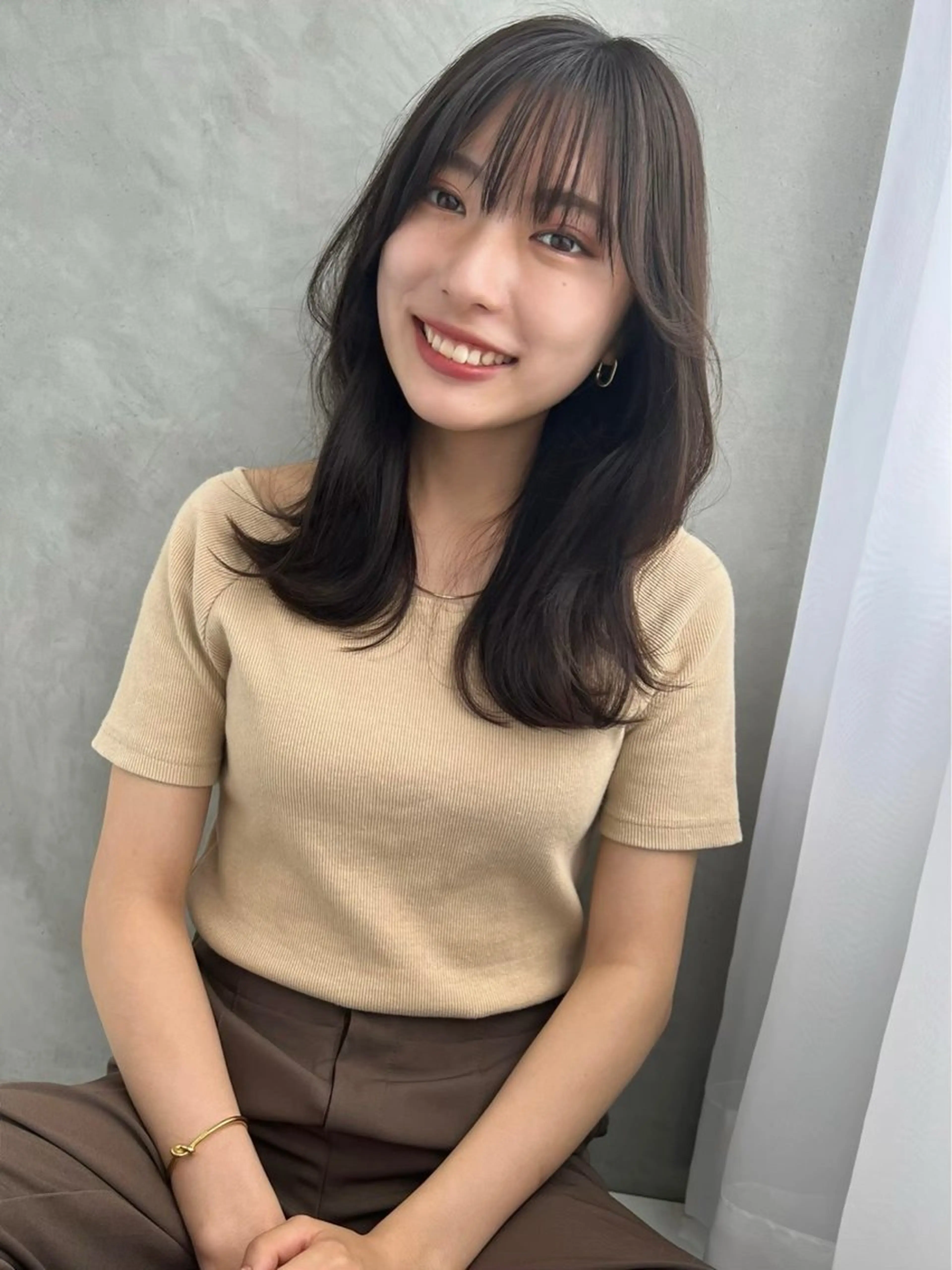 セミロング カラー SOYON星ヶ丘所属・👟SOYONトレン ドヘアともし🩶のヘアスタイル