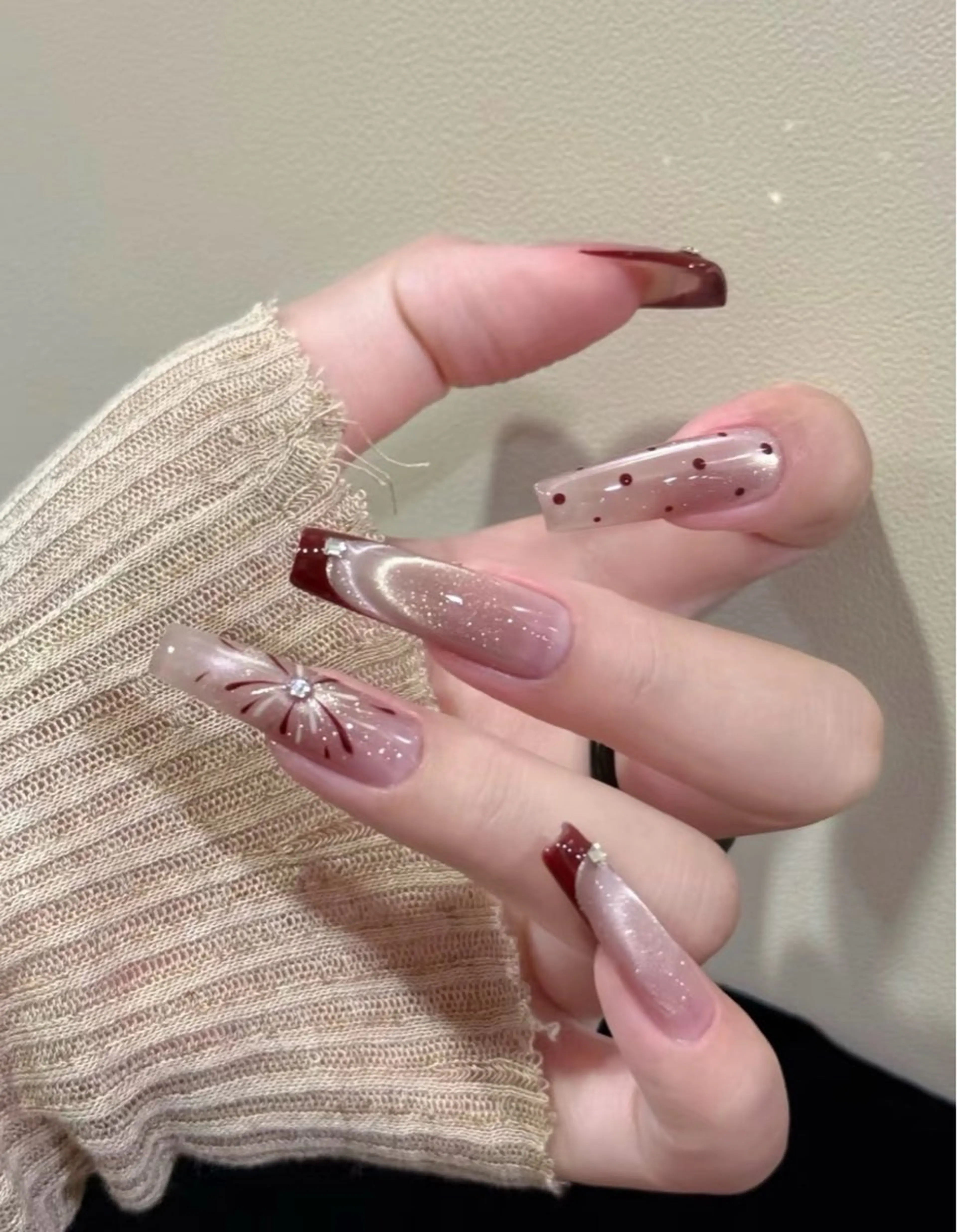 ネイル ハンドネイル ☁️Yun nail KiKi☁️のネイルデザイン