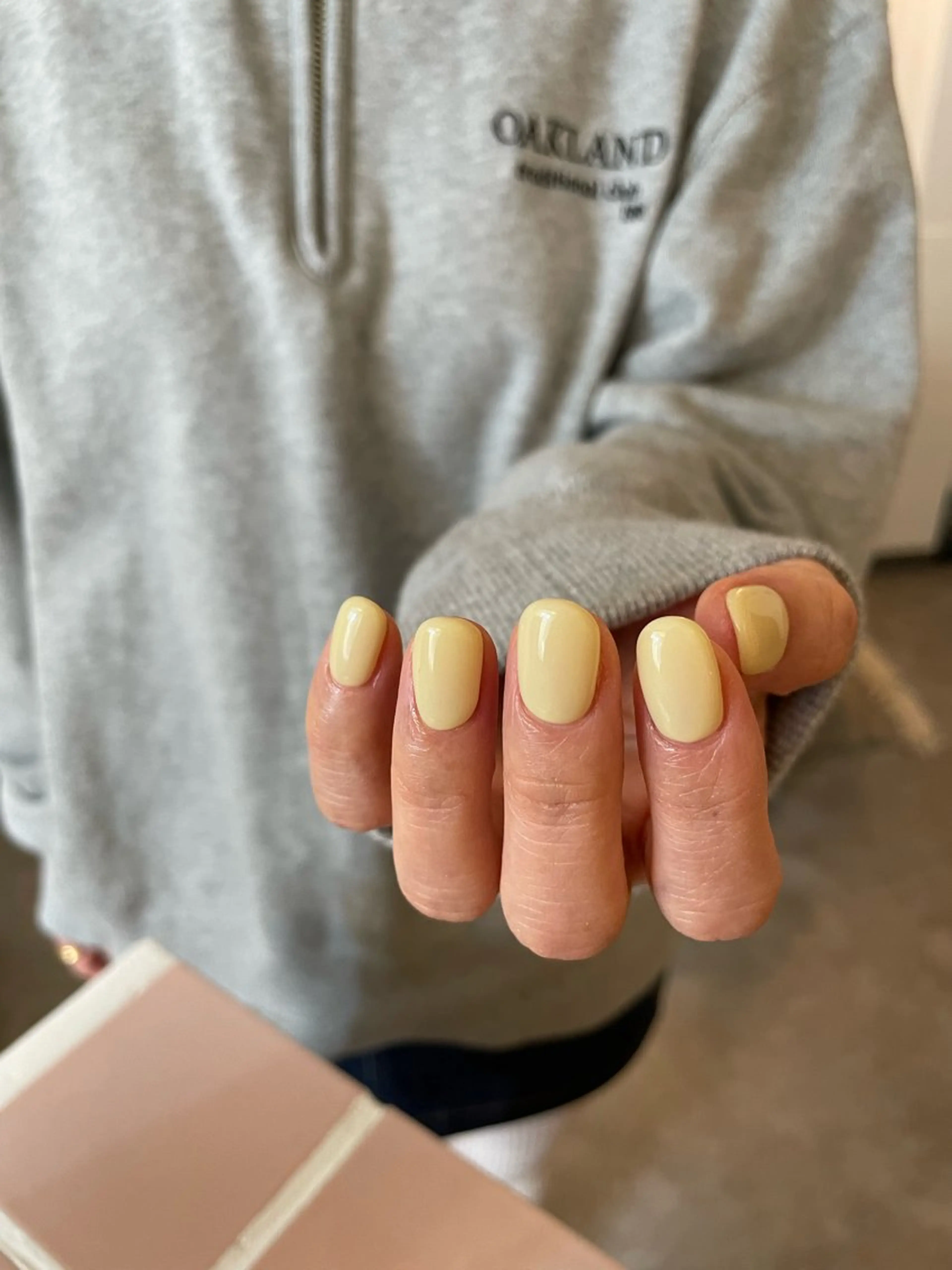 ネイル 黄色 ハンドネイル roof nailのネイルデザイン