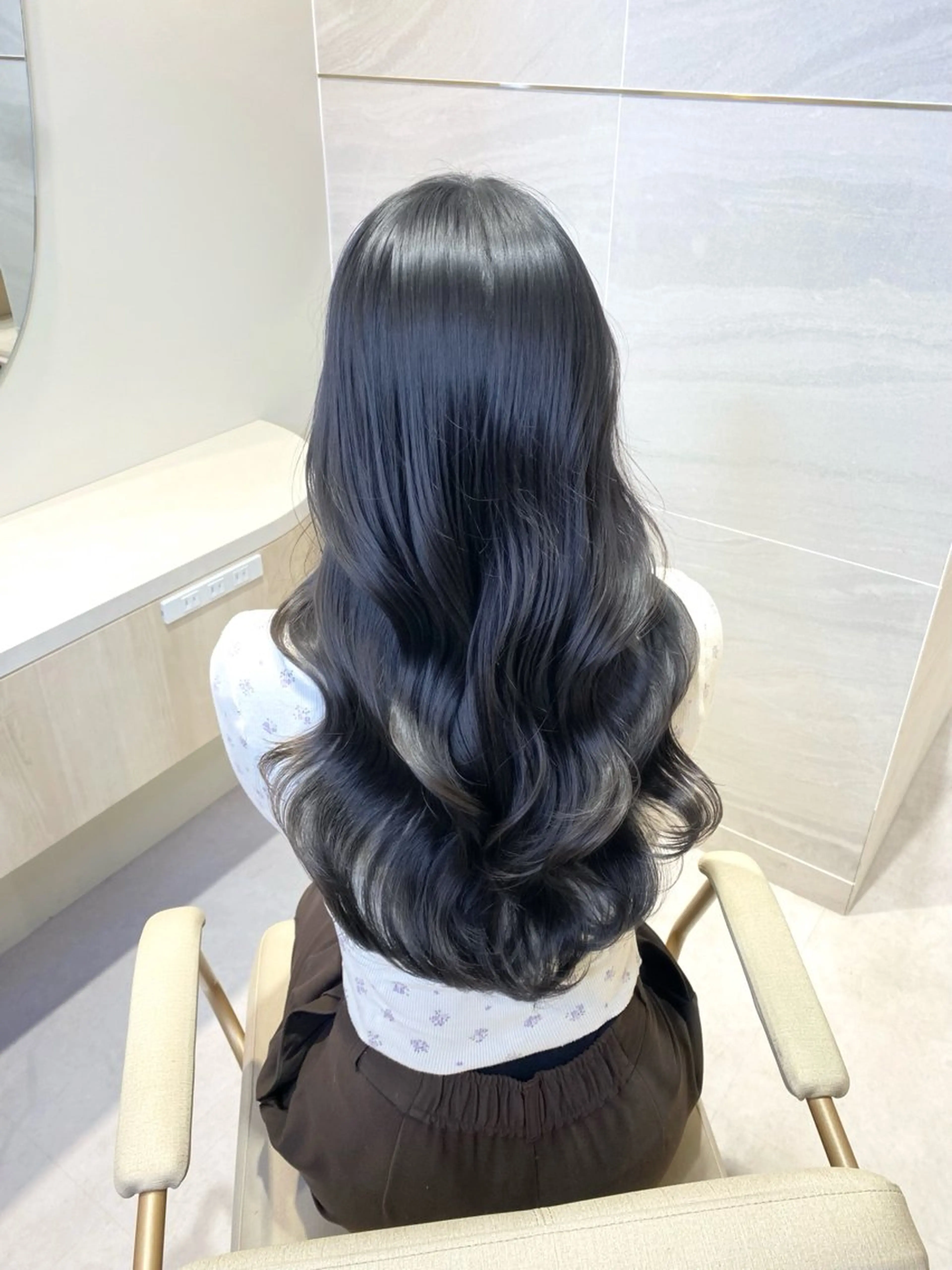 ロング カラー イルミナカラー 髪質改善 韓国風ヘア トリートメント カット ヘアカラー トリートメント ブリーチなしダブル カラー🧸🐺陽介のヘアスタイル