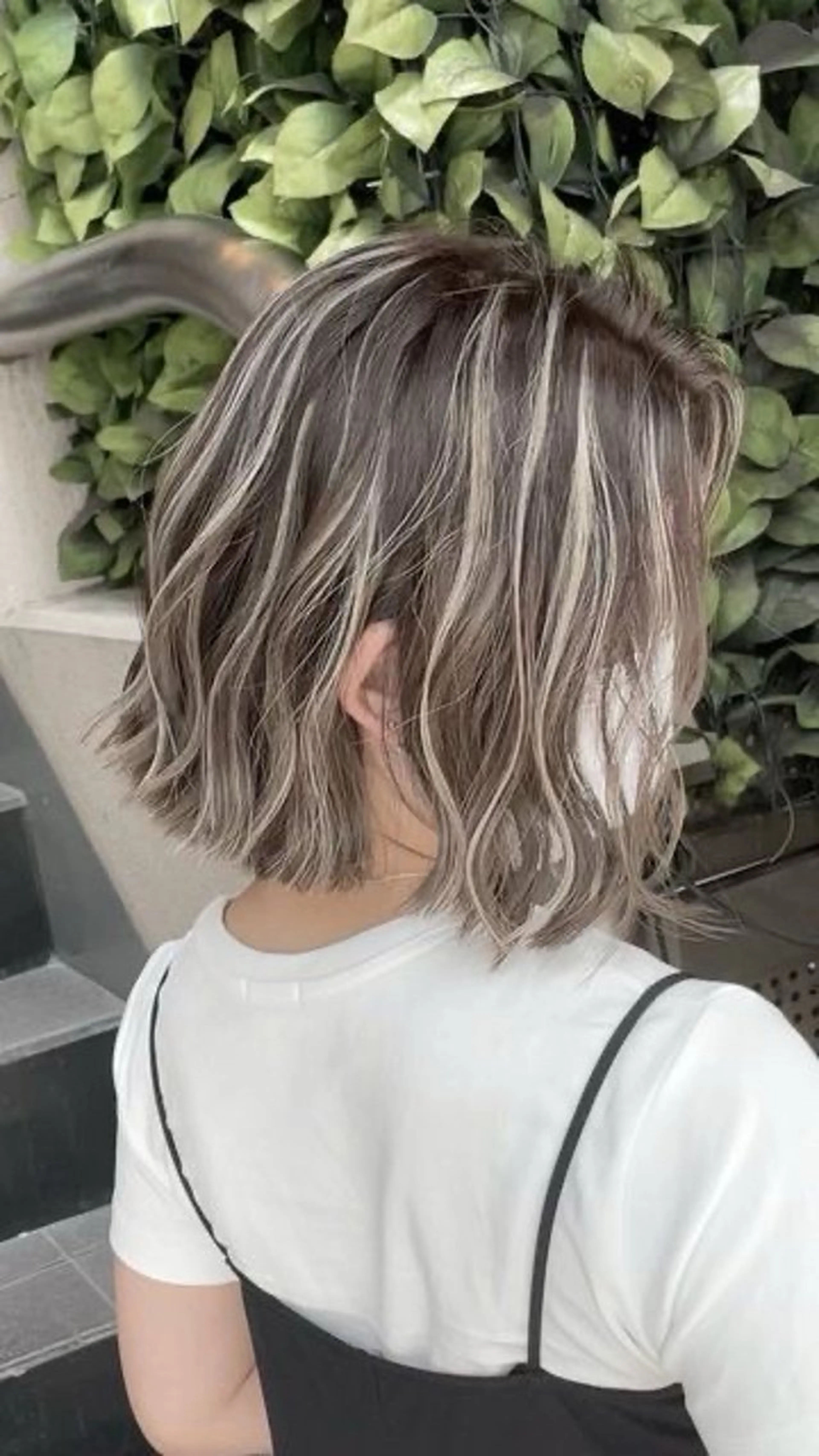 ショート ヘアカラー ヒメザキ ユリのヘアスタイル