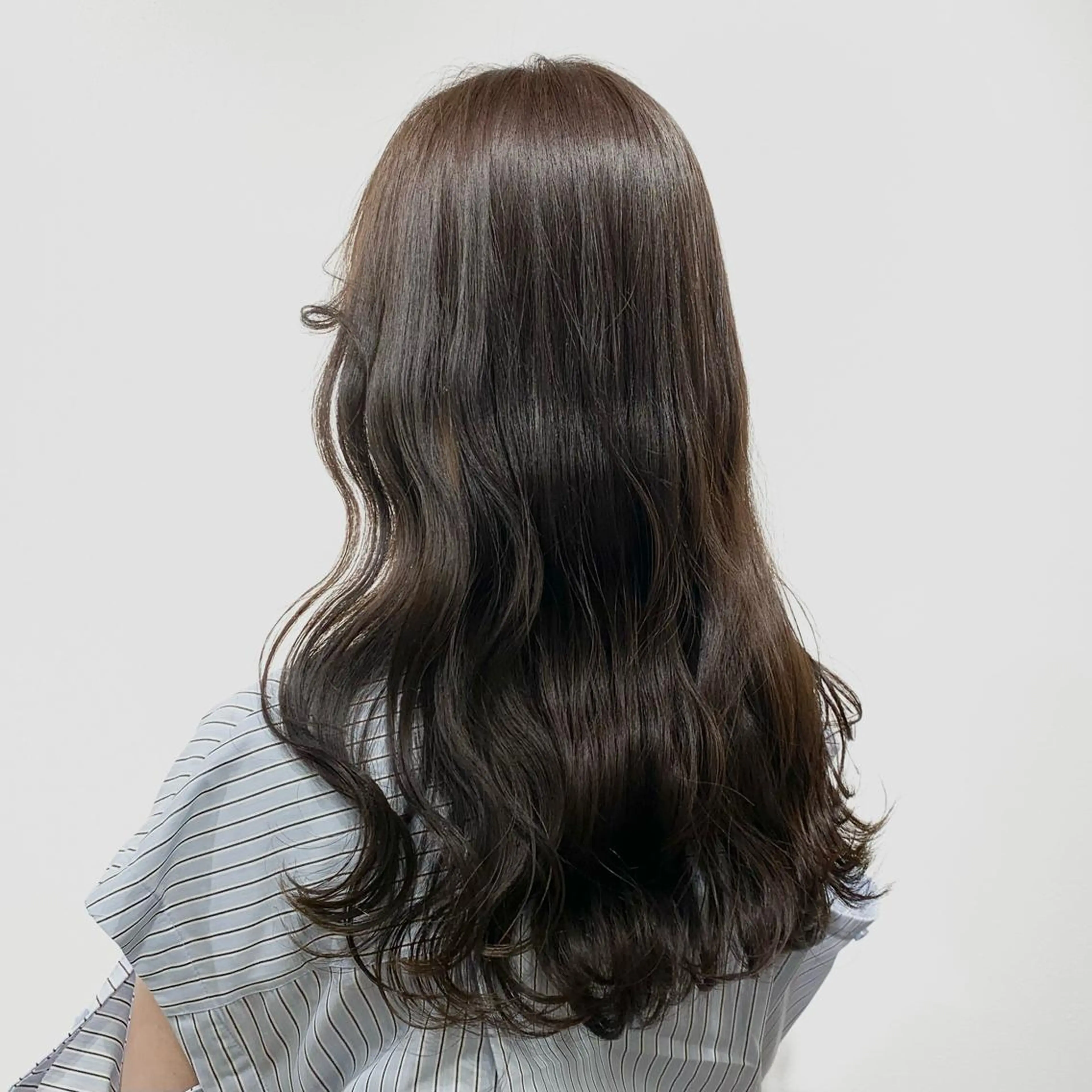 ロング カラー ヘアアレンジ キヨミ 韓国レイヤーカットのヘアスタイル