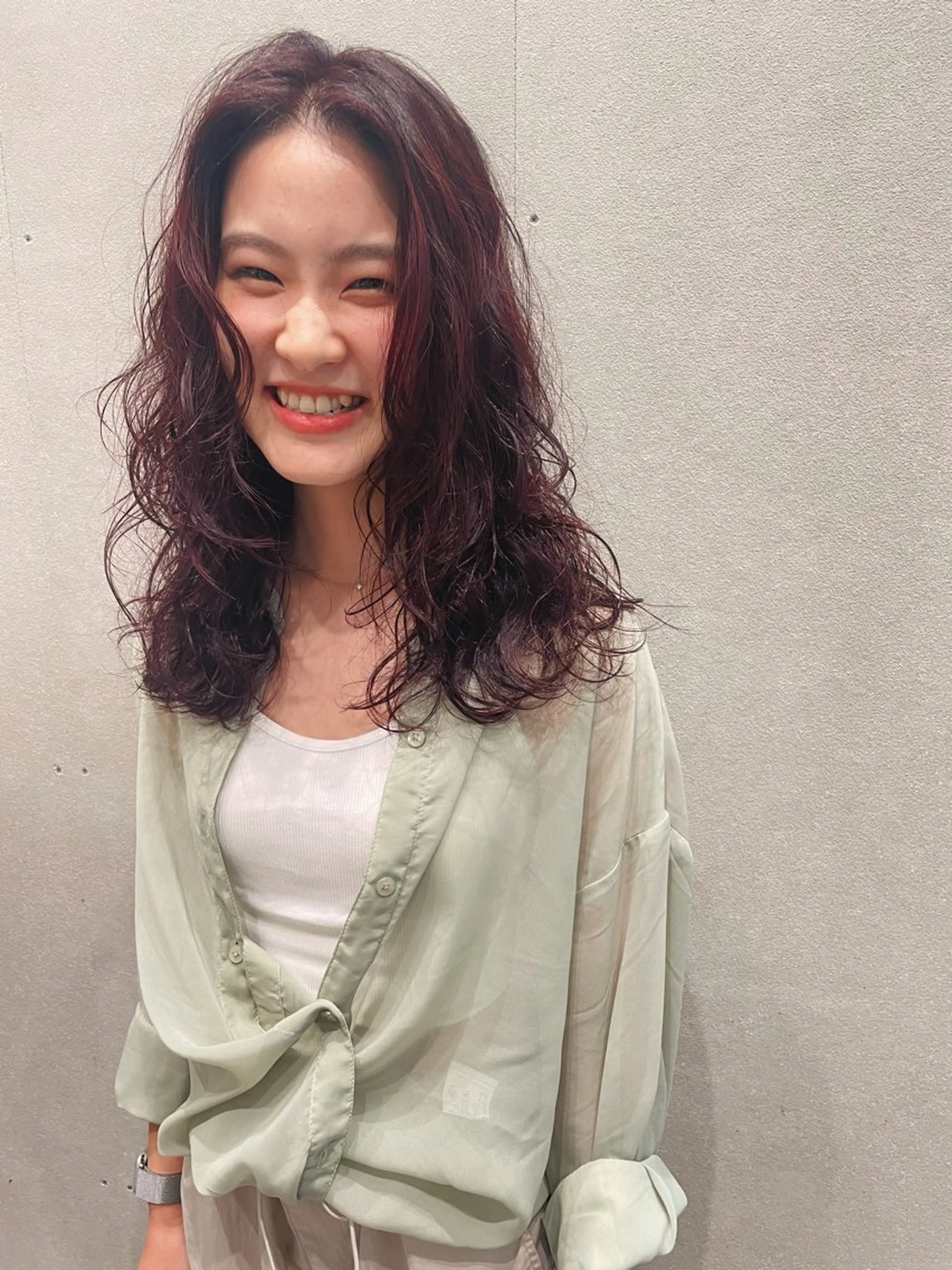 ミディアム パーマ ミディアムパーマ カット パーマ トリートメント センスをお届けします 大谷将生INFPのヘアスタイル