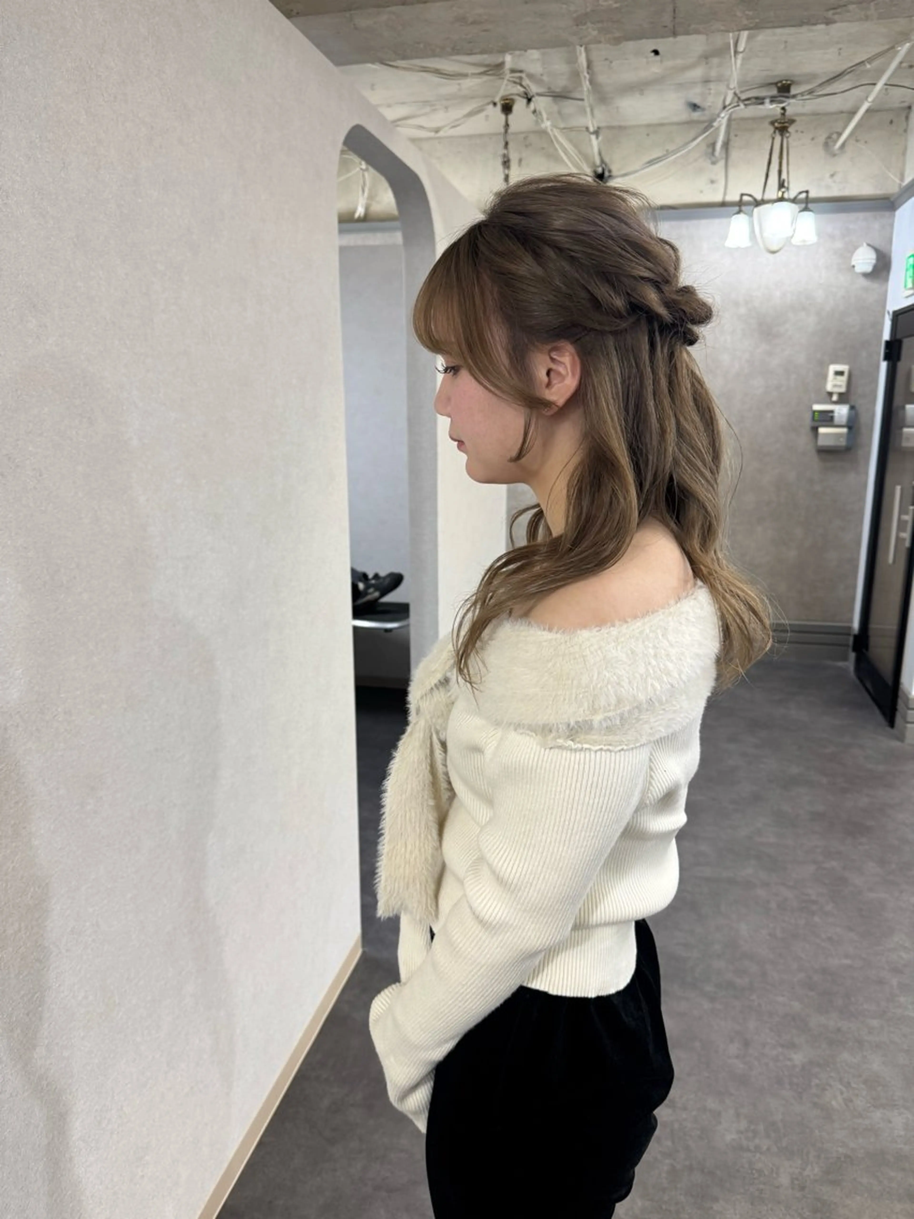 ロング ヘアアレンジ ハーフアップ ヘアセット 平川 沙季のヘアスタイル