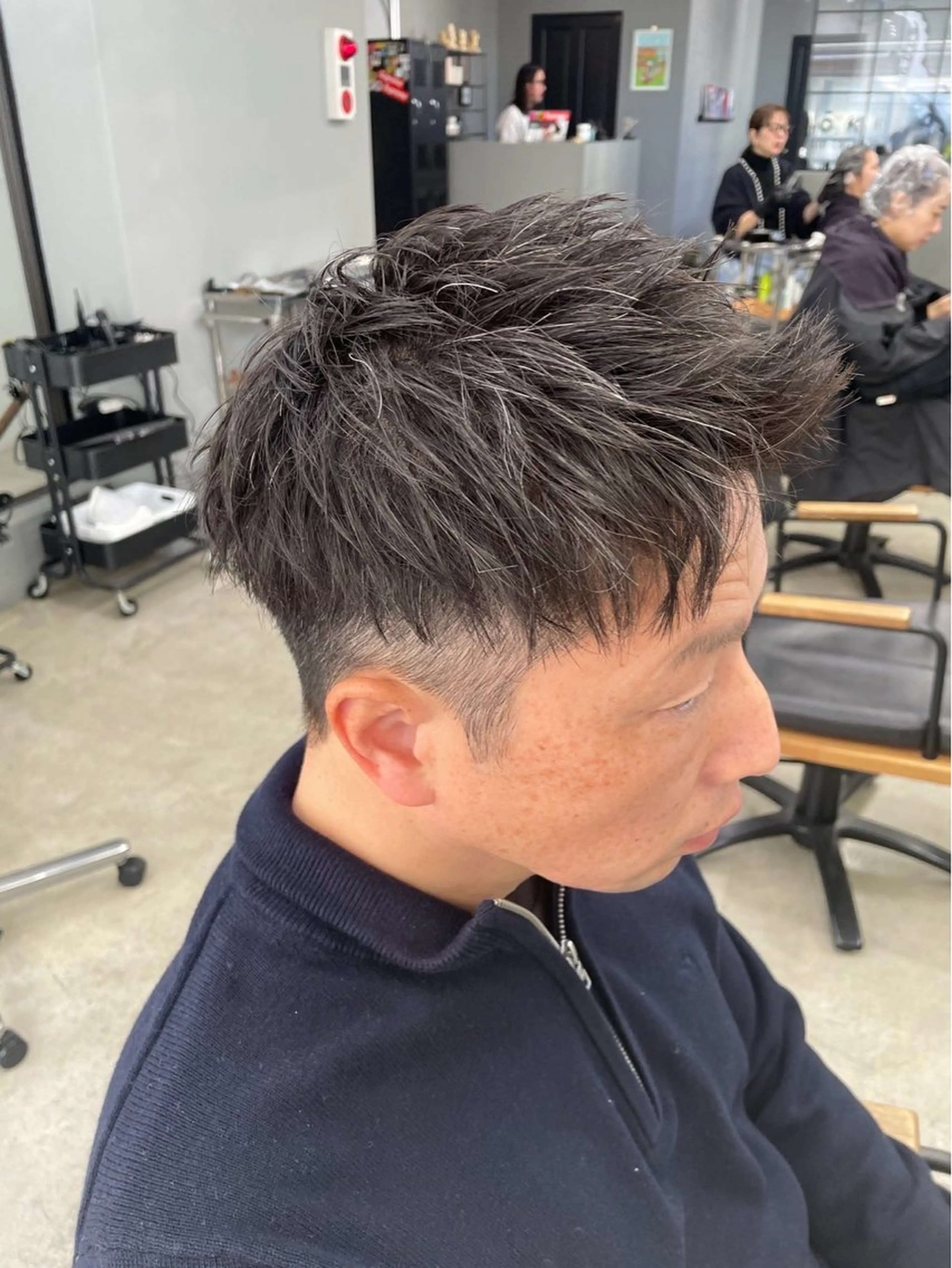ショート メンズ カット ヘッドスパ メンズ専門サロン wokeのヘアスタイル
