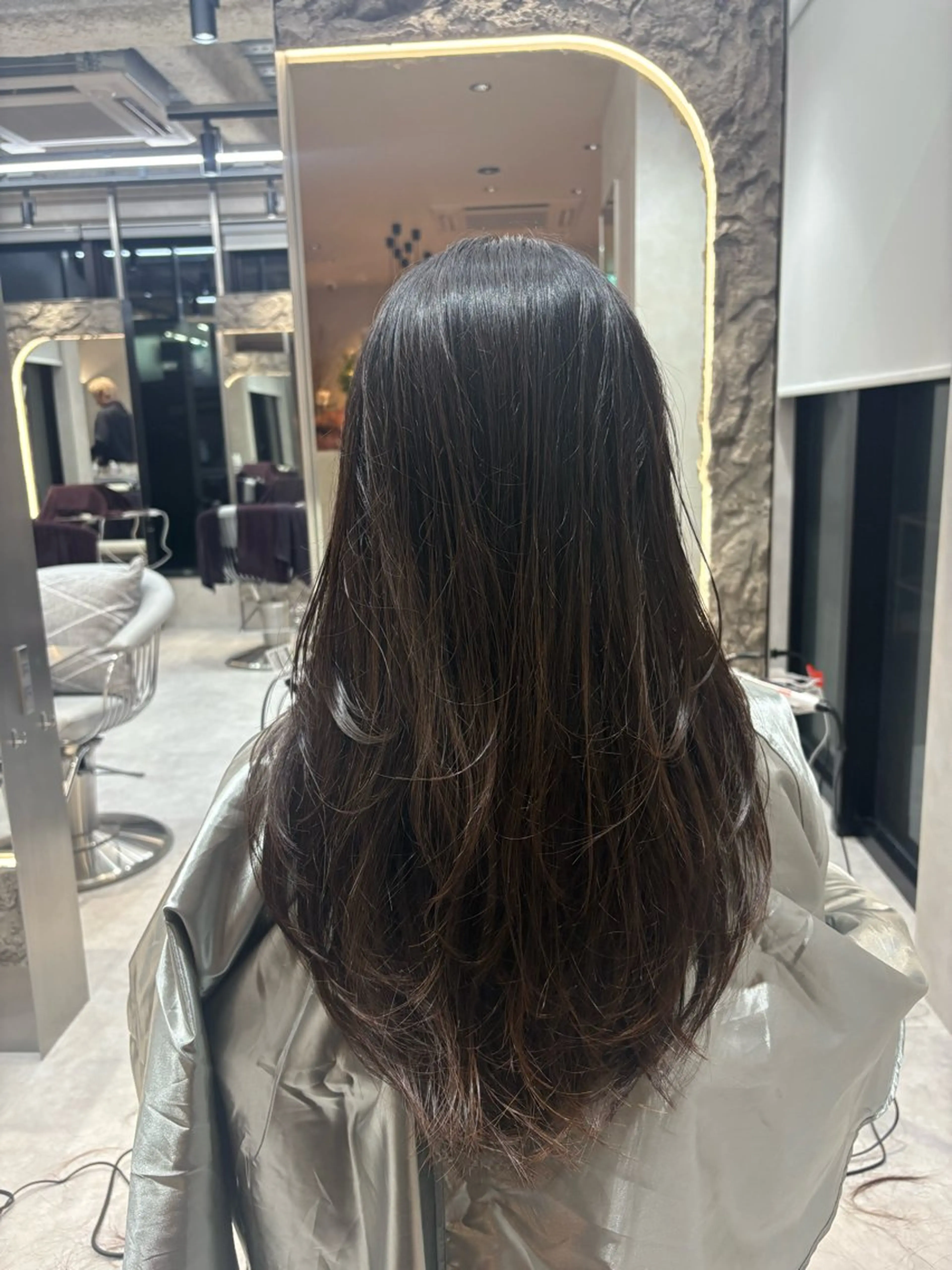 ロング ハッシュカット ハイレイヤー 韓国風ヘア レイヤーカット カット ヘアカラー Lond mare ✂︎YUTAのヘアスタイル