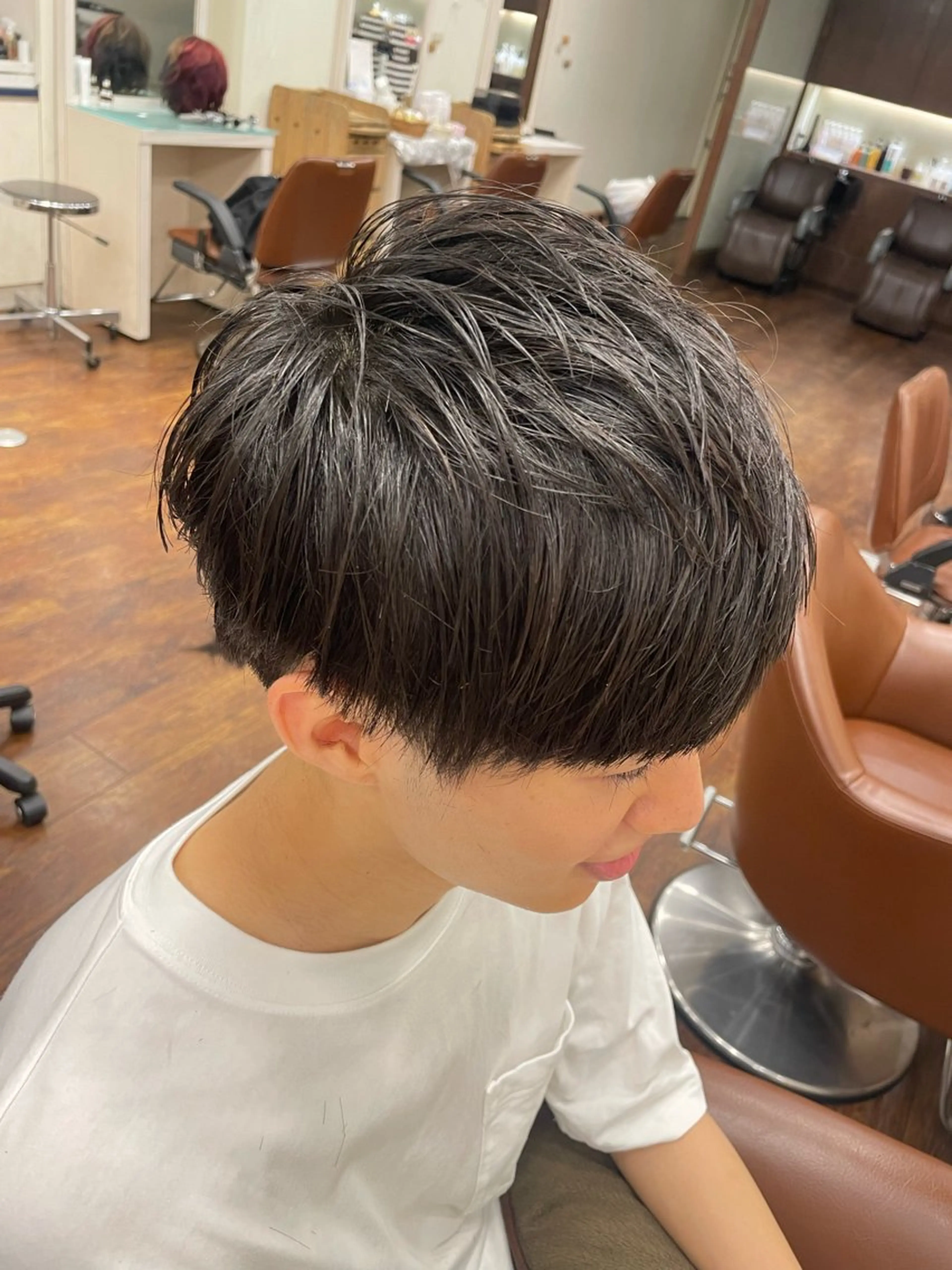 ショート メンズ マッシュ 刈り上げ 井上 悠人のヘアスタイル