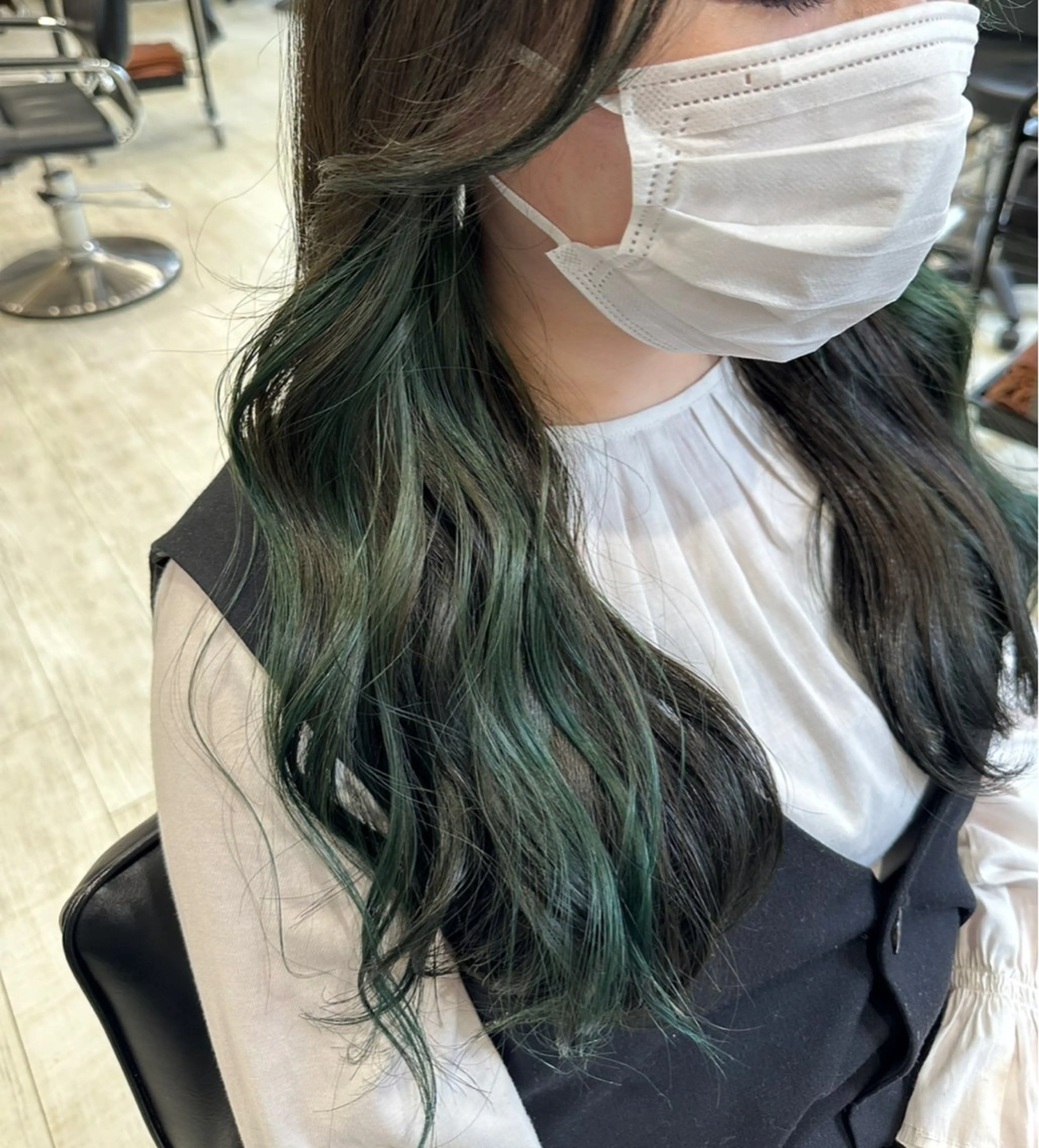 ロング カラー インナーカラー ヘアカラー MOURI CHISATOのヘアスタイル