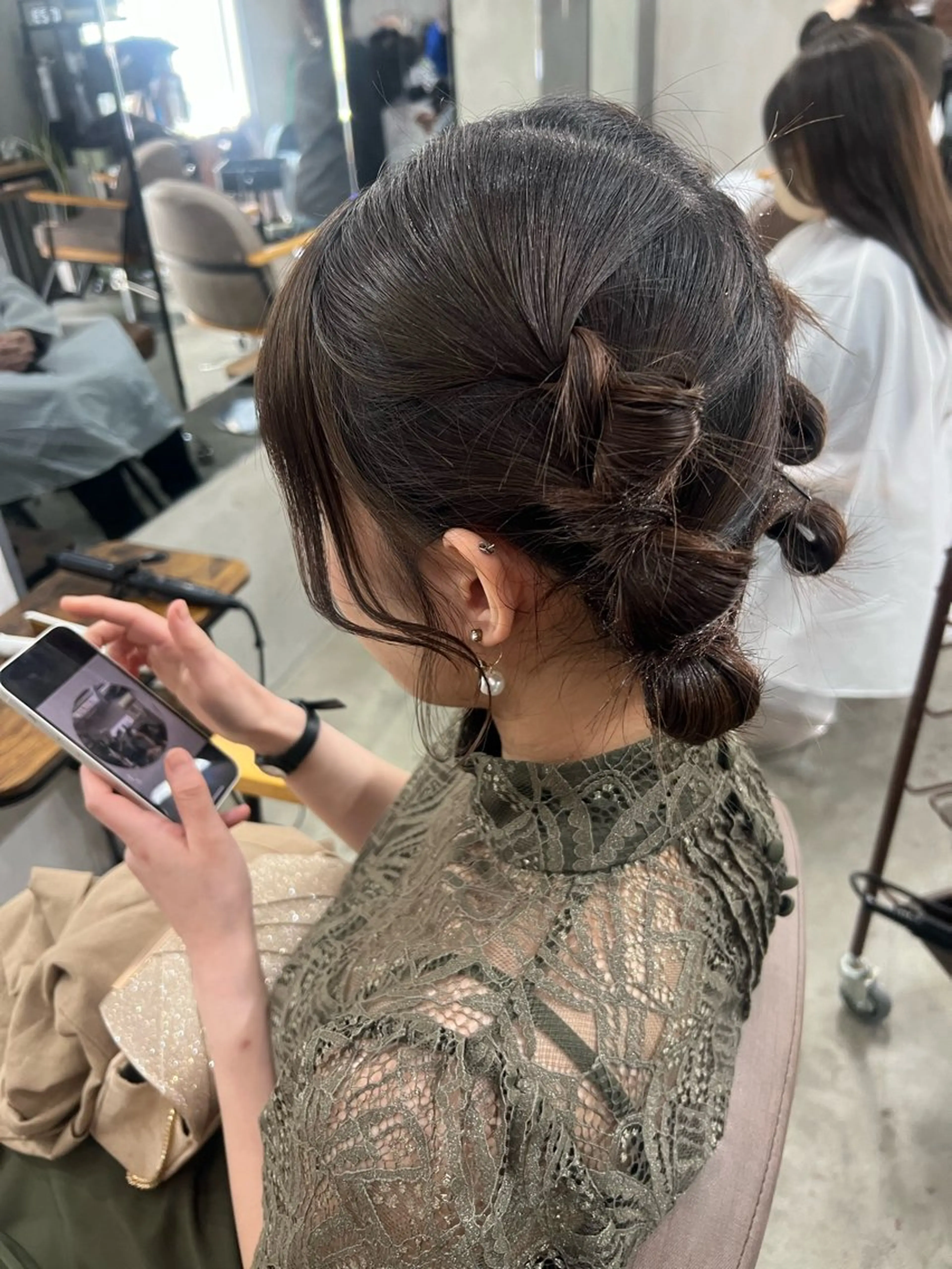 ミディアム ヘアセット maya レイヤーカットのヘアスタイル