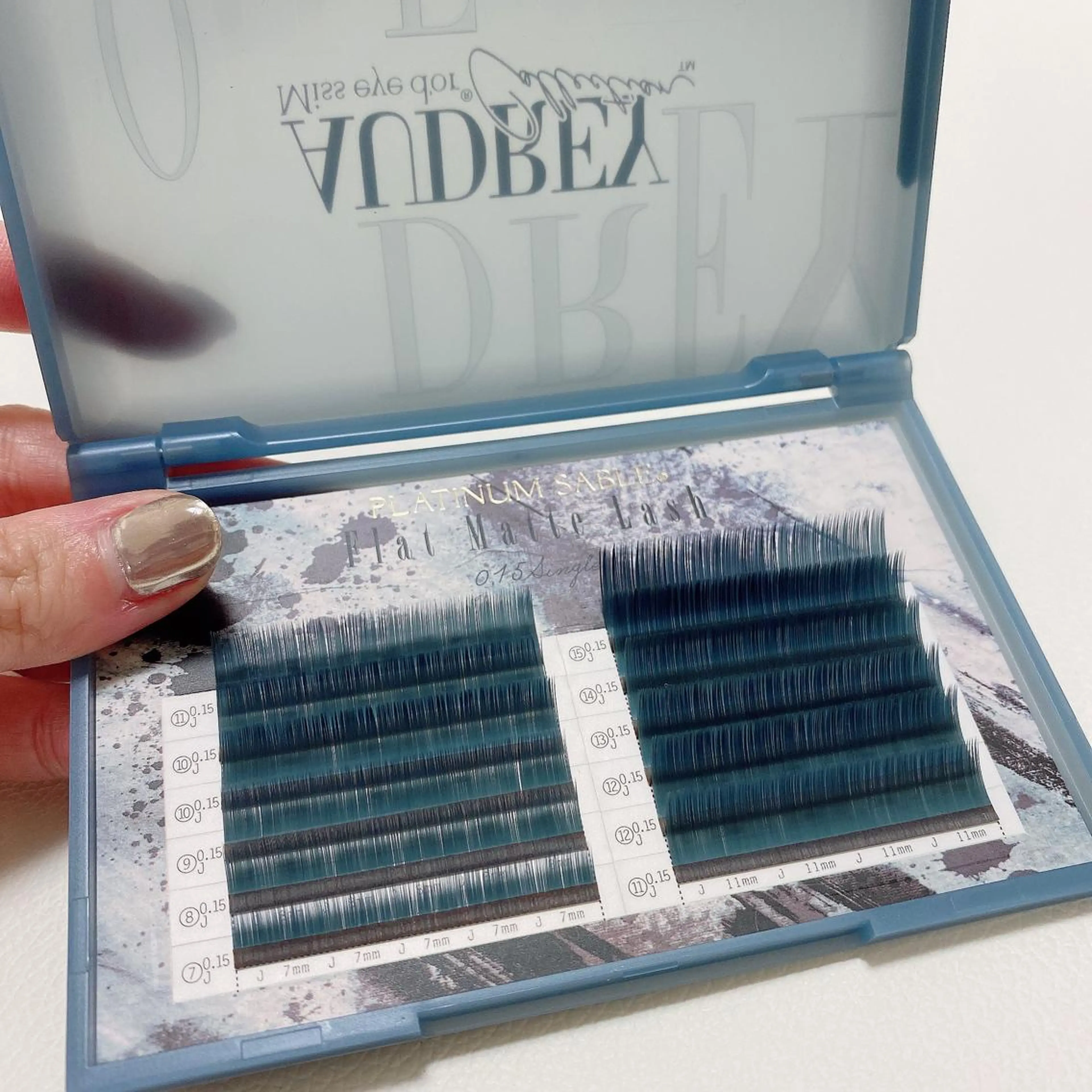 マツエク・マツパ フラットラッシュ ばんどう みおのマツエク・マツパデザイン