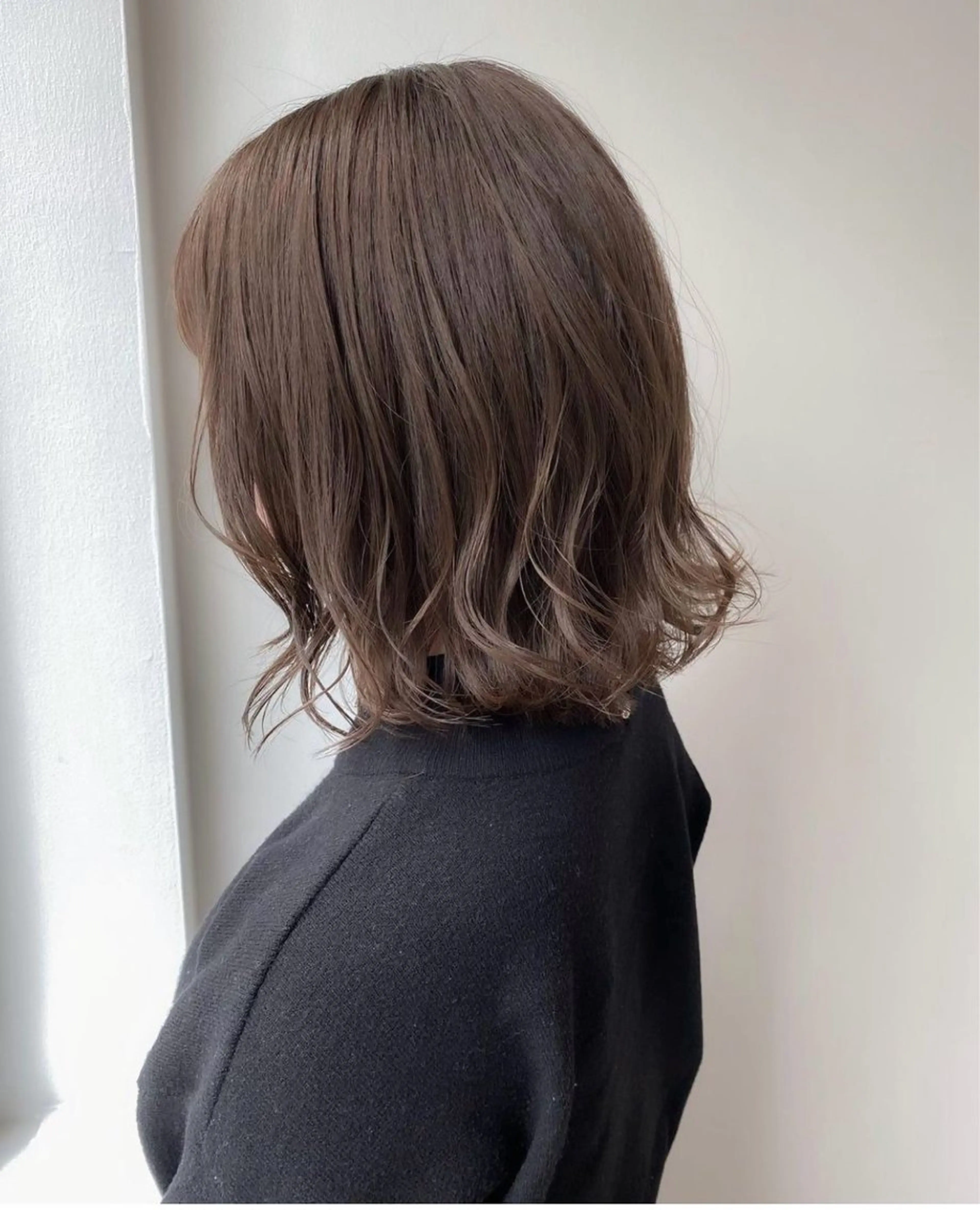 ミディアム カラー パーマ ミディアムパーマ 森山 陽菜のヘアスタイル