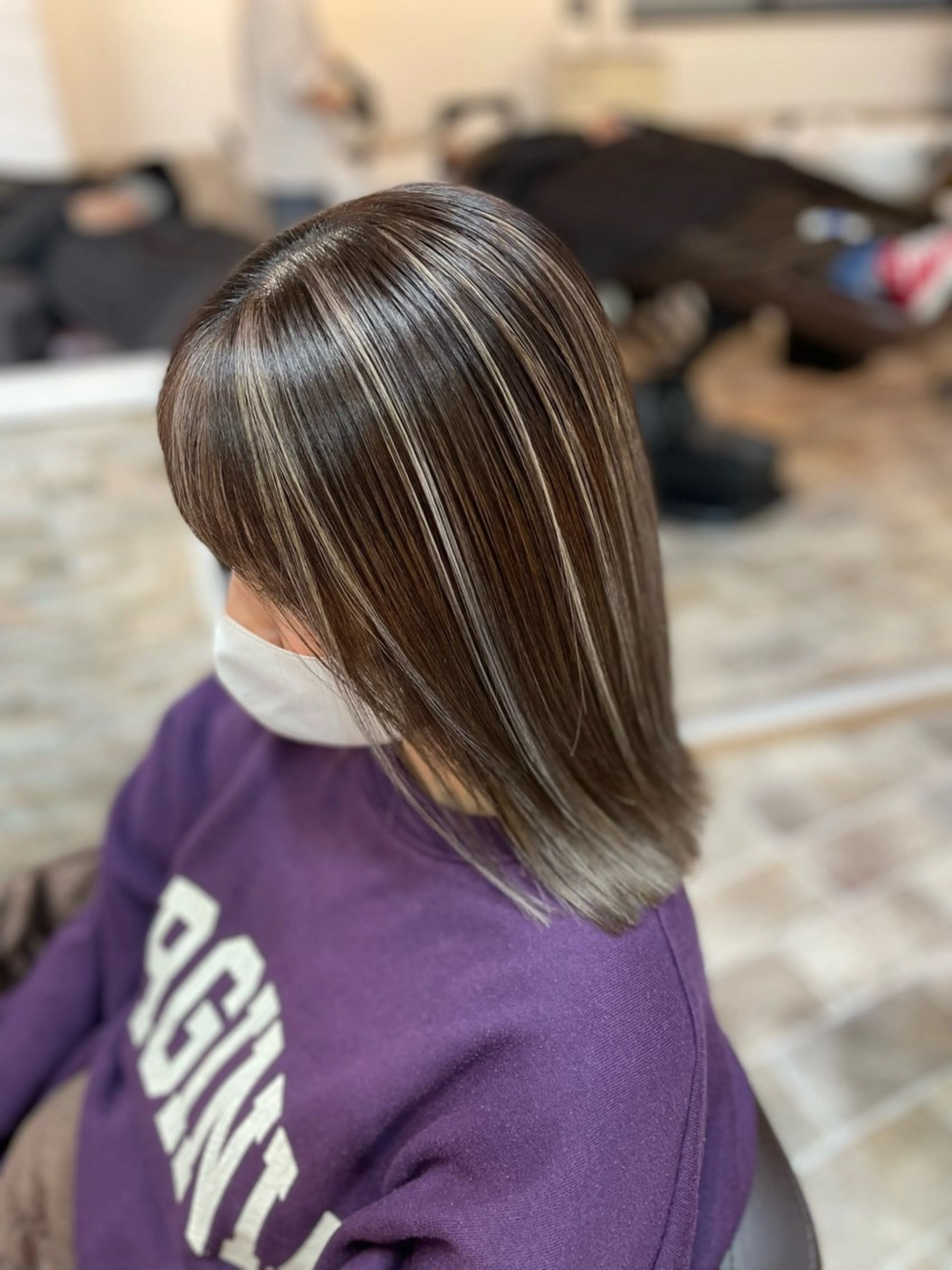 セミロング カラー ブラウンカラー ハイライトカラー ナチュラルブラウン ハイライト ヘアカラー トリートメント STAR RIVER所属・YUI/ ブリーチカラー🌷のヘアスタイル