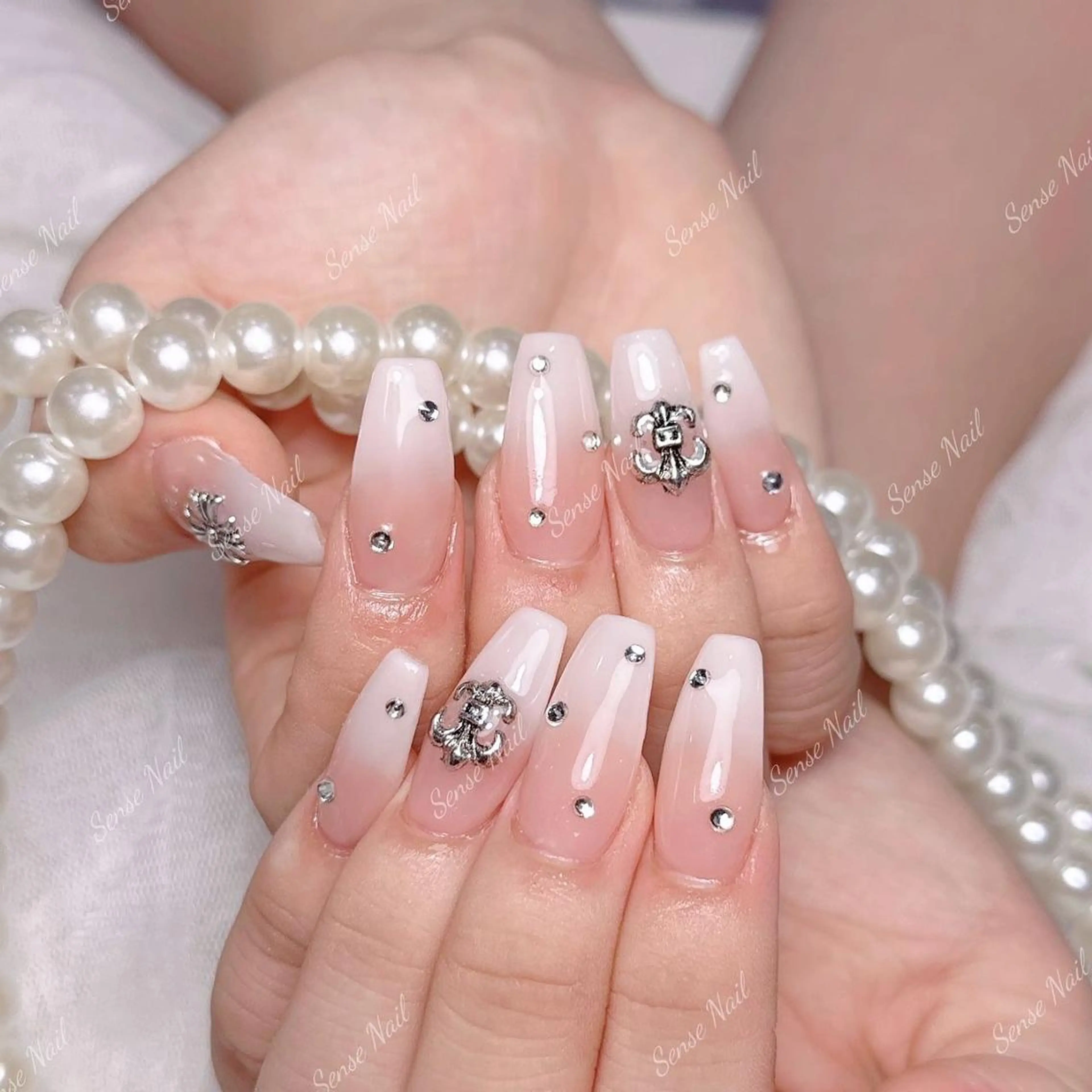 ネイル ✌🏻Kiiko ～のネイルデザイン