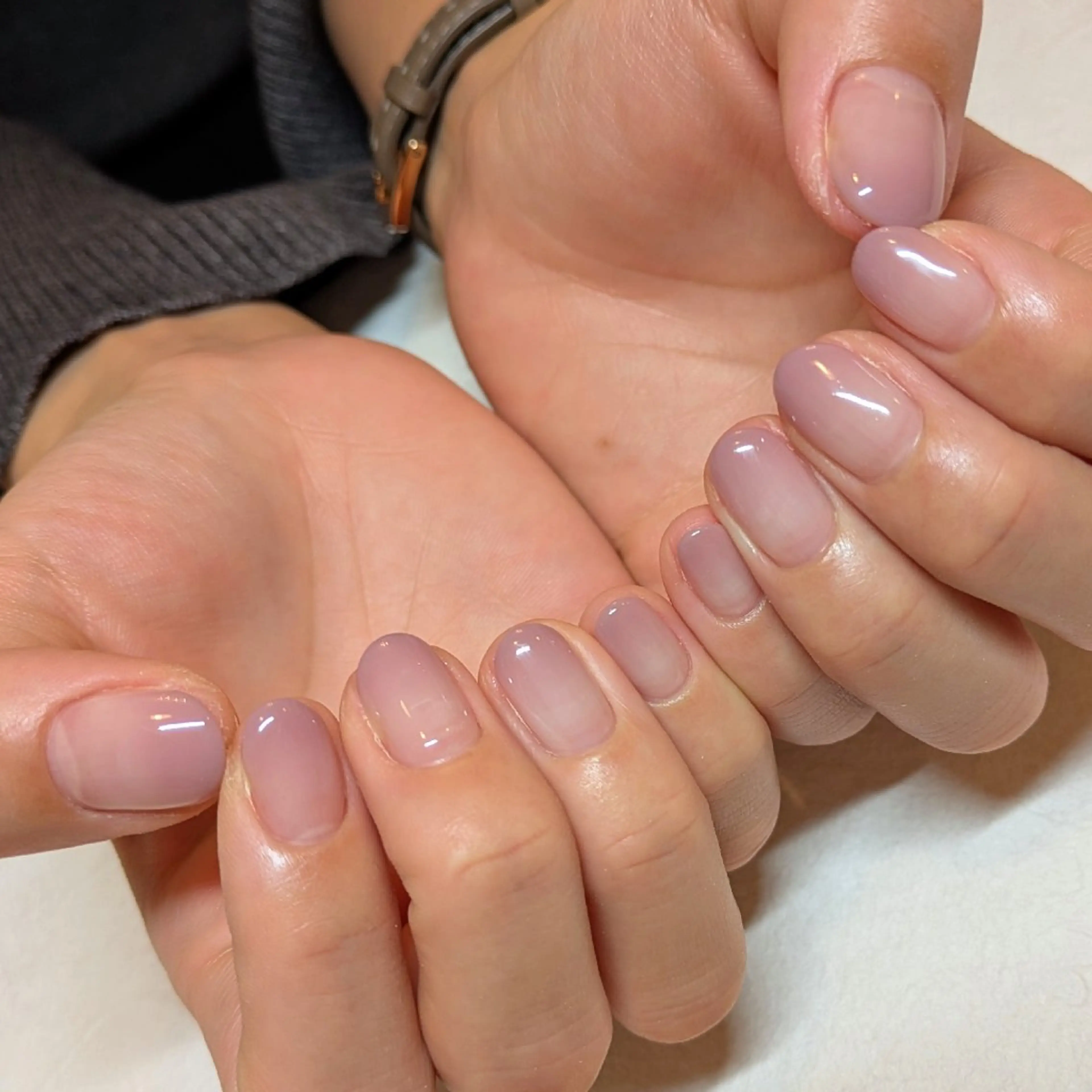 ネイル グラデーション ジェヌインネイル 河内のネイルデザイン