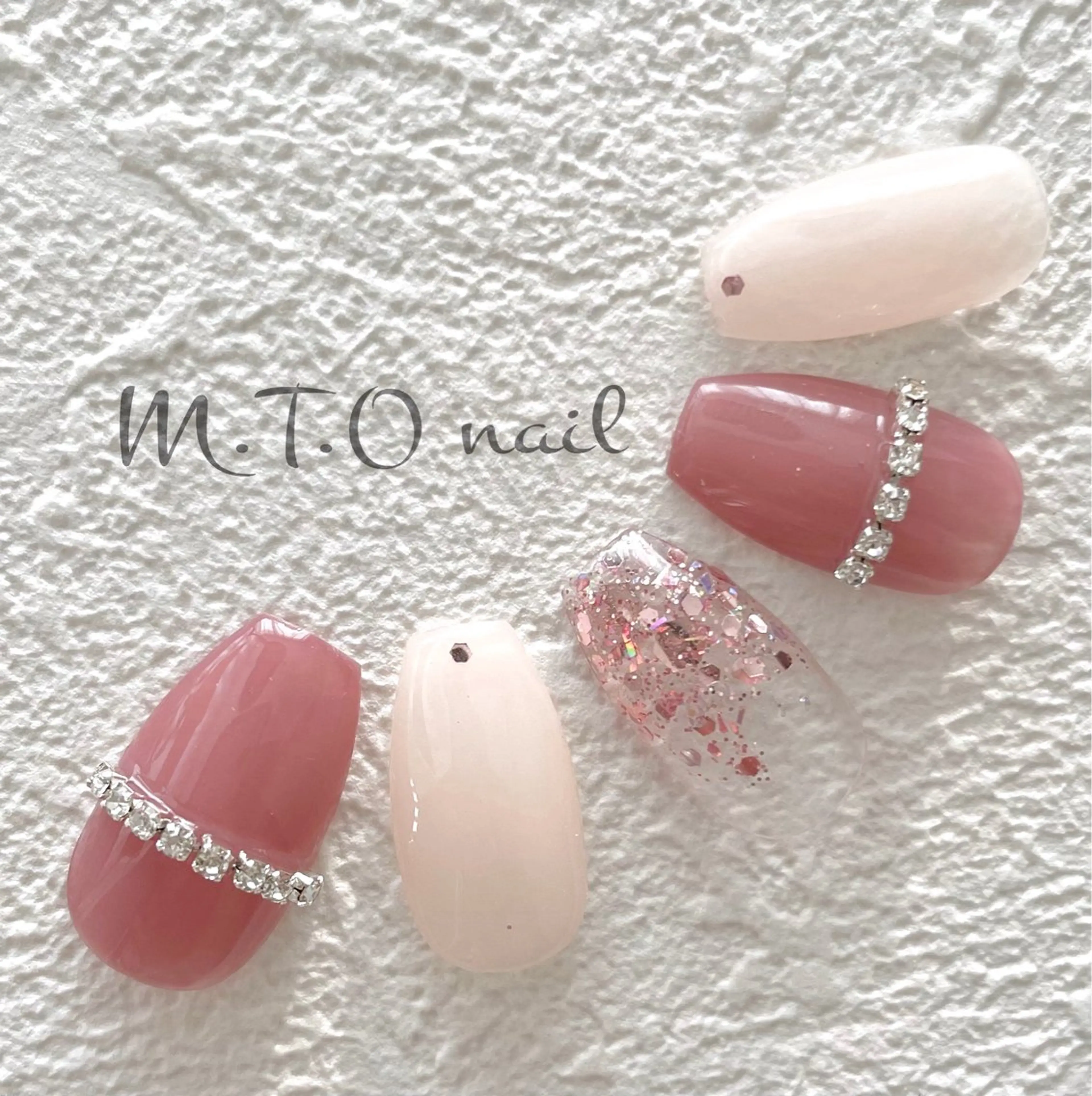 ネイル ジェルネイル ラメ(グリッター) ニュアンスネイル オフィスネイル パラジェル ハンドネイル M.T.O nail takaのネイルデザイン
