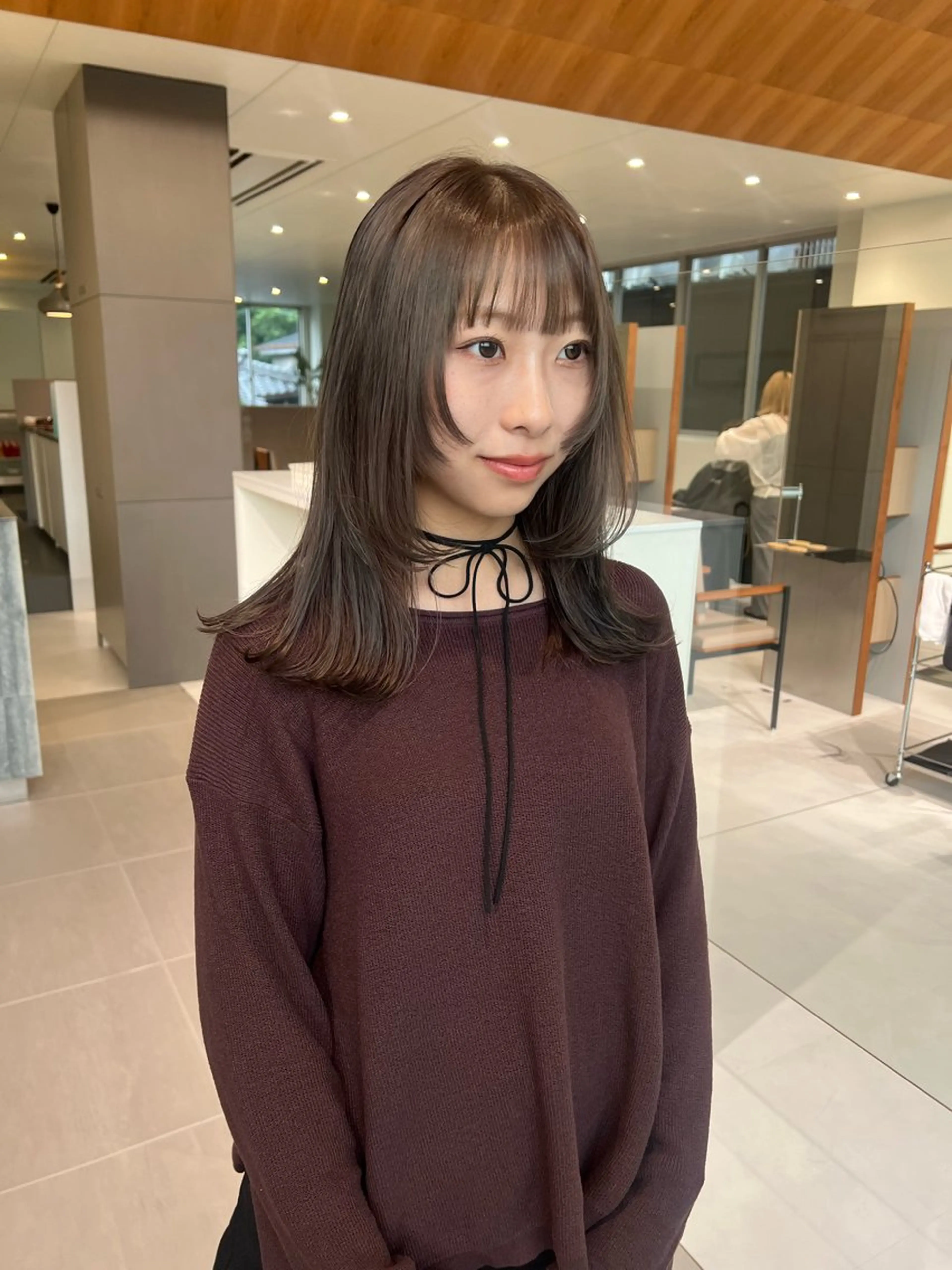 ミディアム LORENAO所属・マロベージュ rinaのヘアスタイル