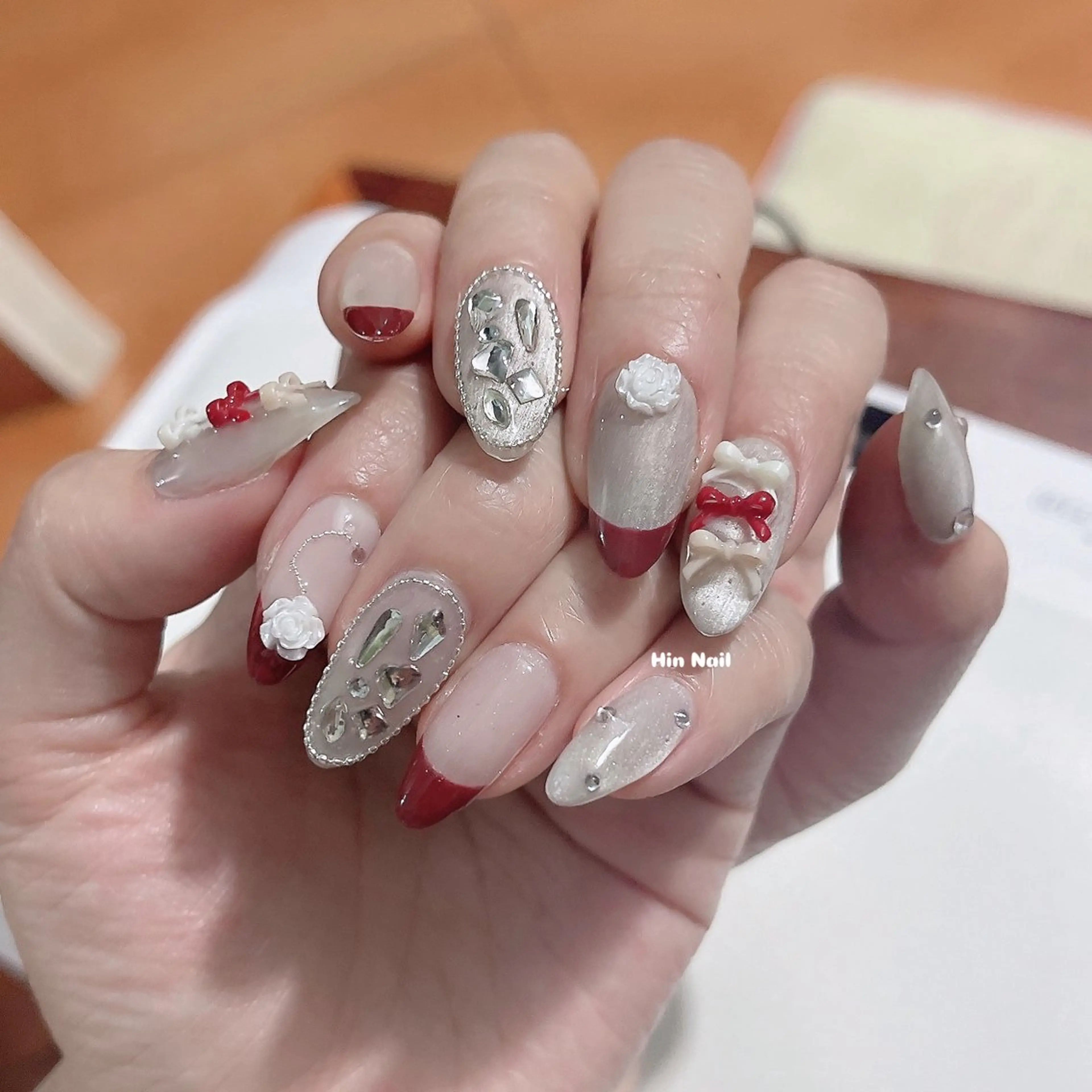 ネイル ハンドネイル HIN NAILのネイルデザイン