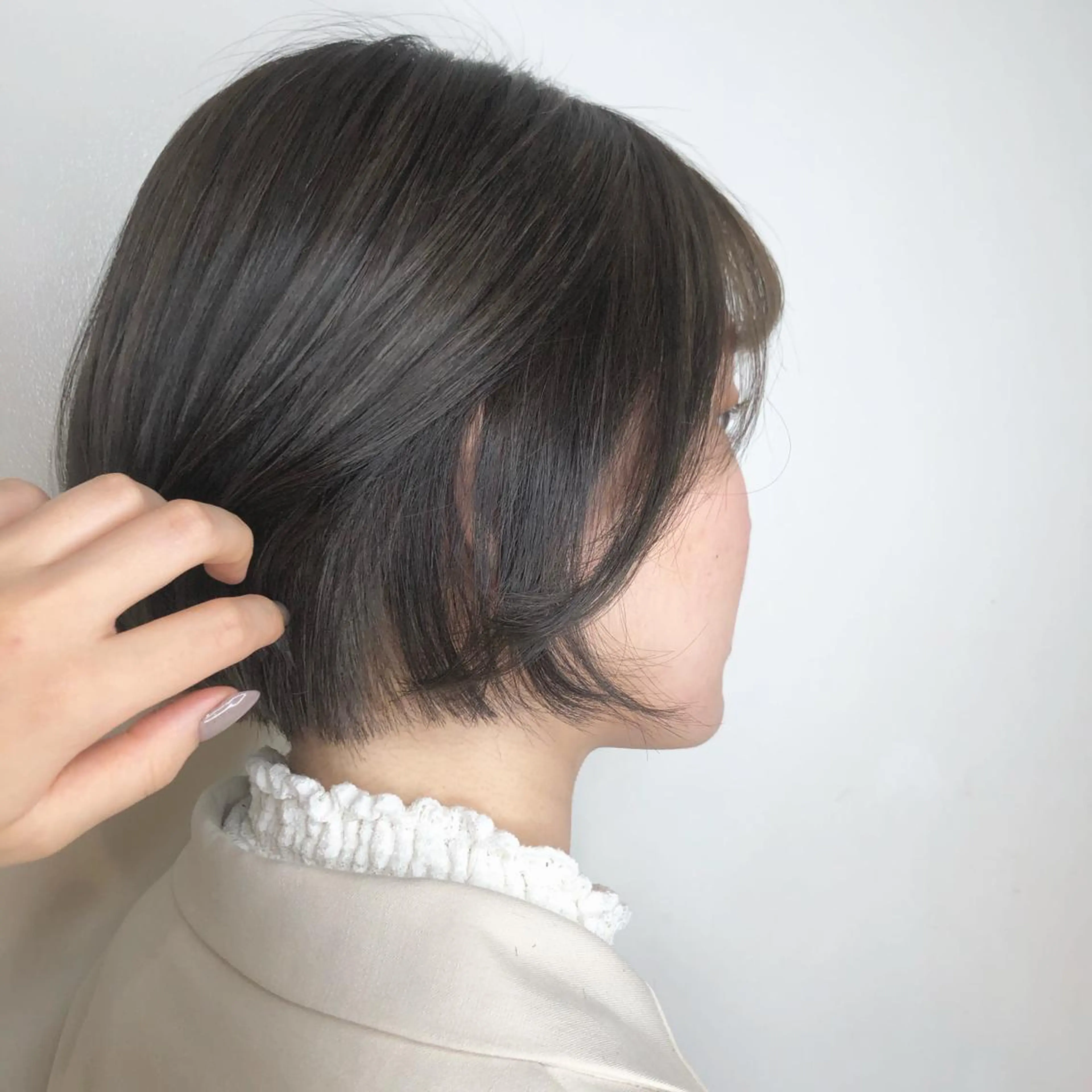 ショート カラー ヘアアレンジ マツエク・マツパ ショートボブ グレージュ ボブ ショートヘア Noah's　Ark所属・透明感カラー🫧ヘア セット🫧松本菜月の眉毛・アイブロウイメージ