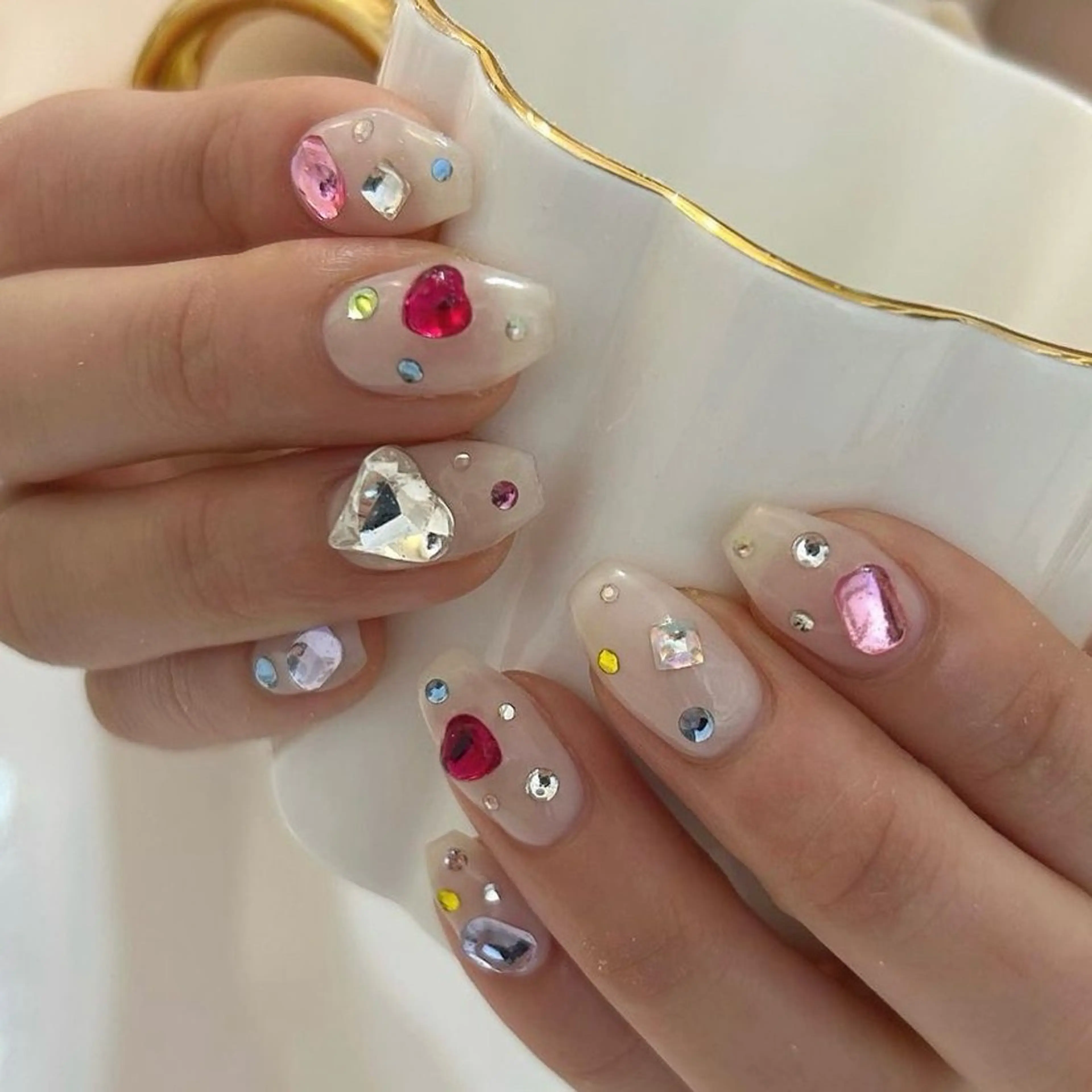 ネイル ハンドネイル ViViA momokaのネイルデザイン