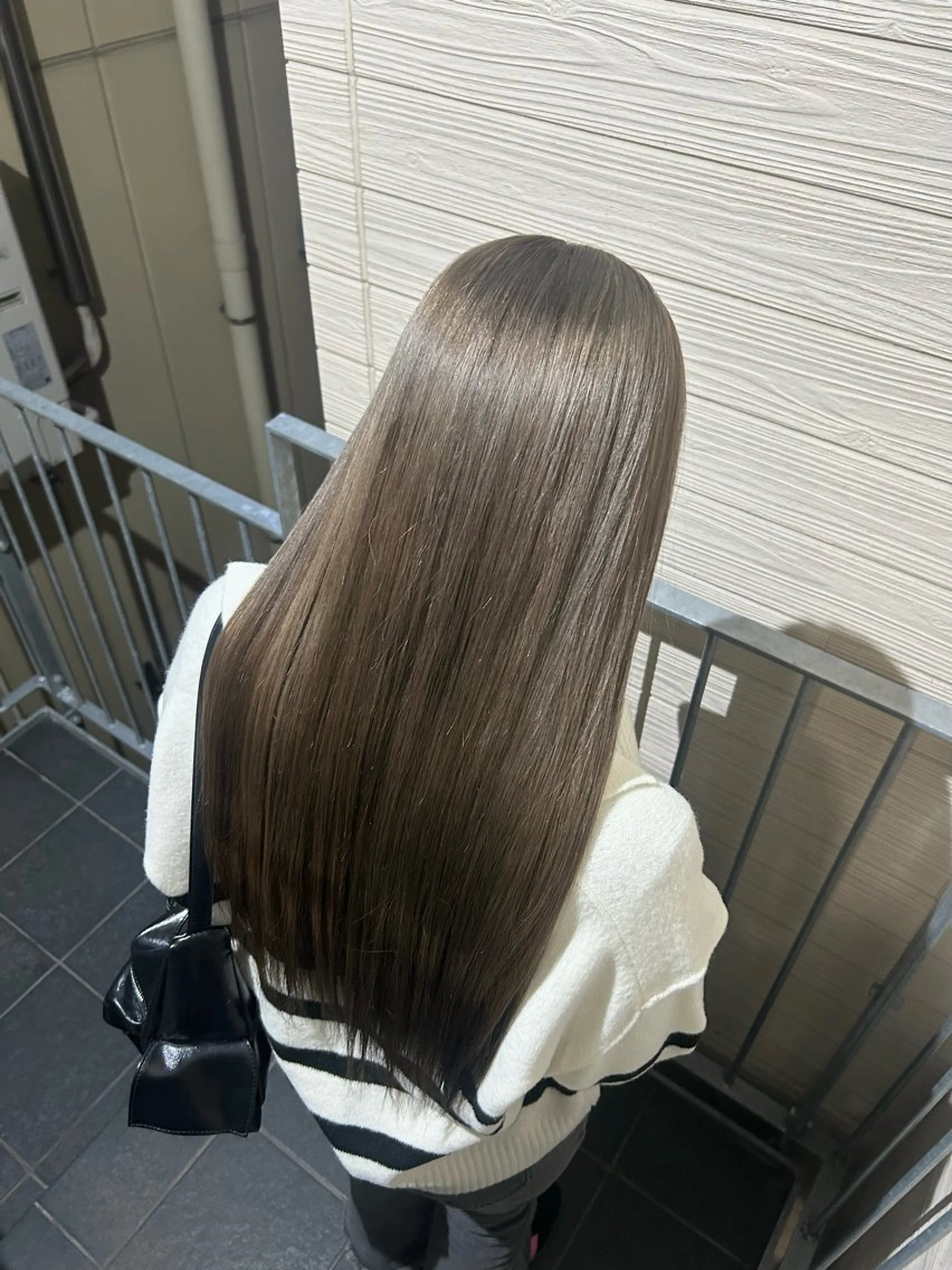 ロング カラー ベージュカラー ミルクティーベージュ 大宮/韓国風🩶/ 七海芽亜利🎀のヘアスタイル