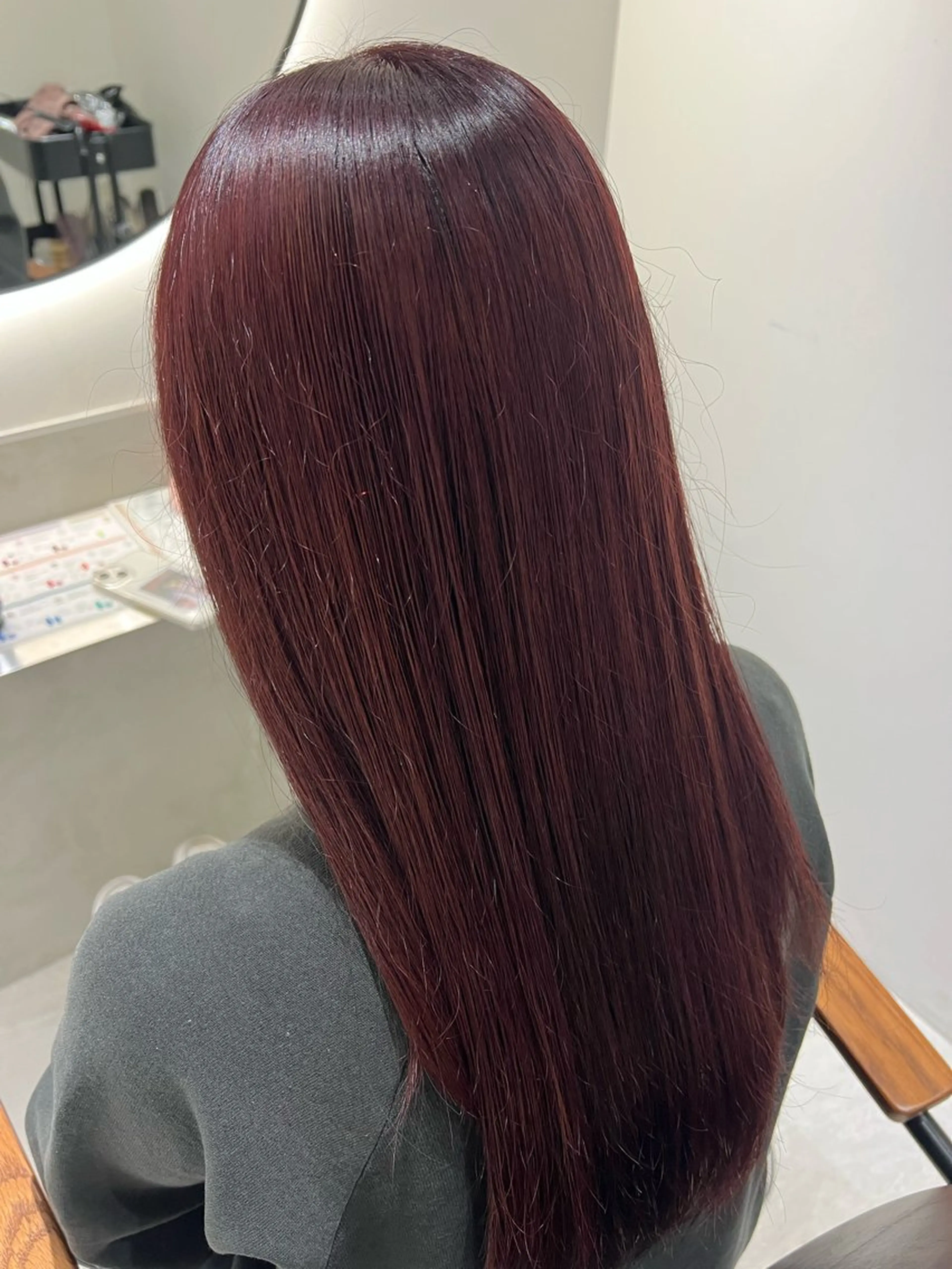 カラー ボルドーカラー eN° by youres hair 銀座所属・髪質改善・縮毛矯正 🦋✨️銀座/ゆうびのヘアスタイル