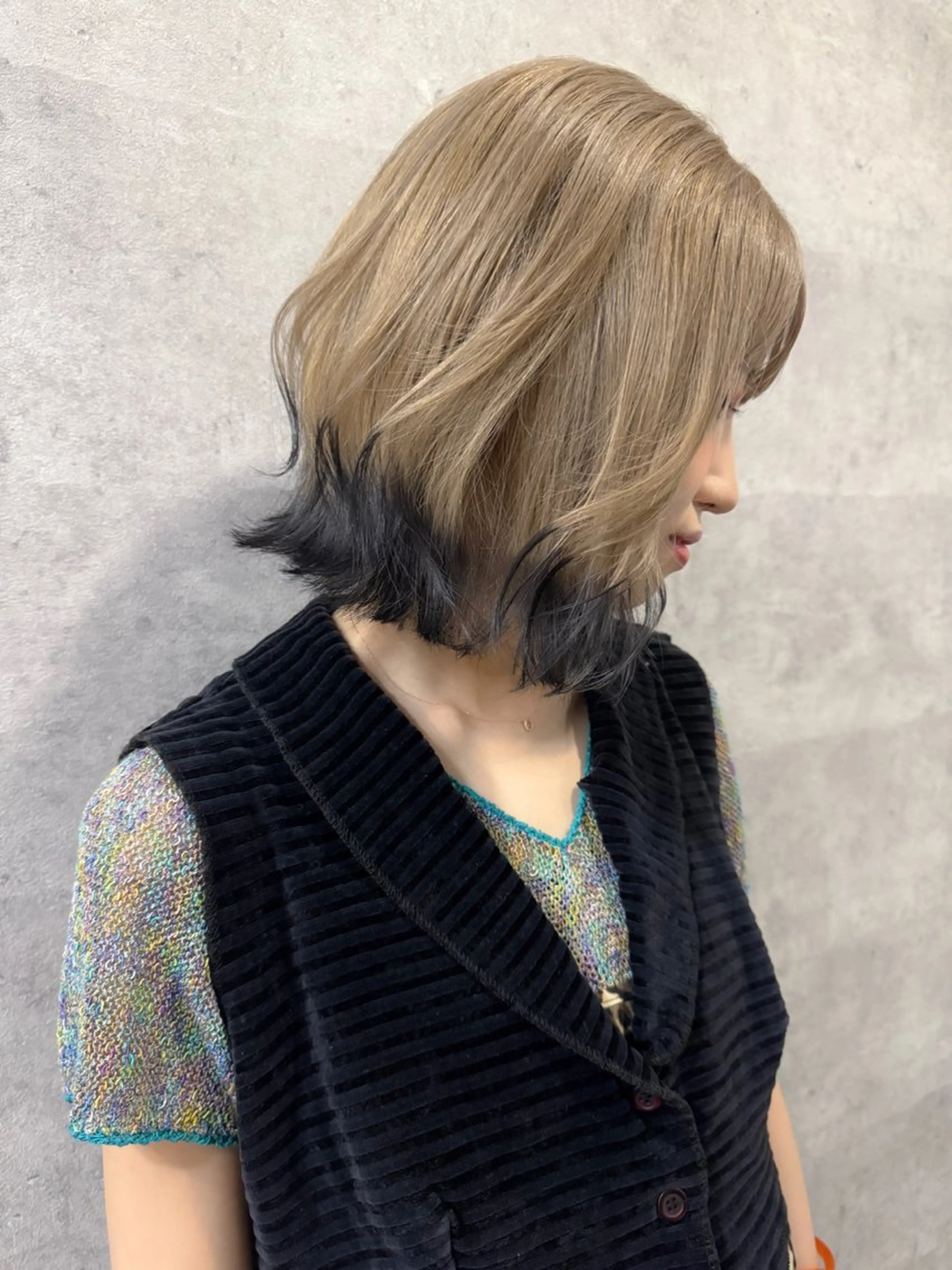ミディアム カラー アディクシーカラー バレイヤージュ ブリーチ ケアブリーチ 透明感カラー Grow by NYNY 打越裕樹のヘアスタイル