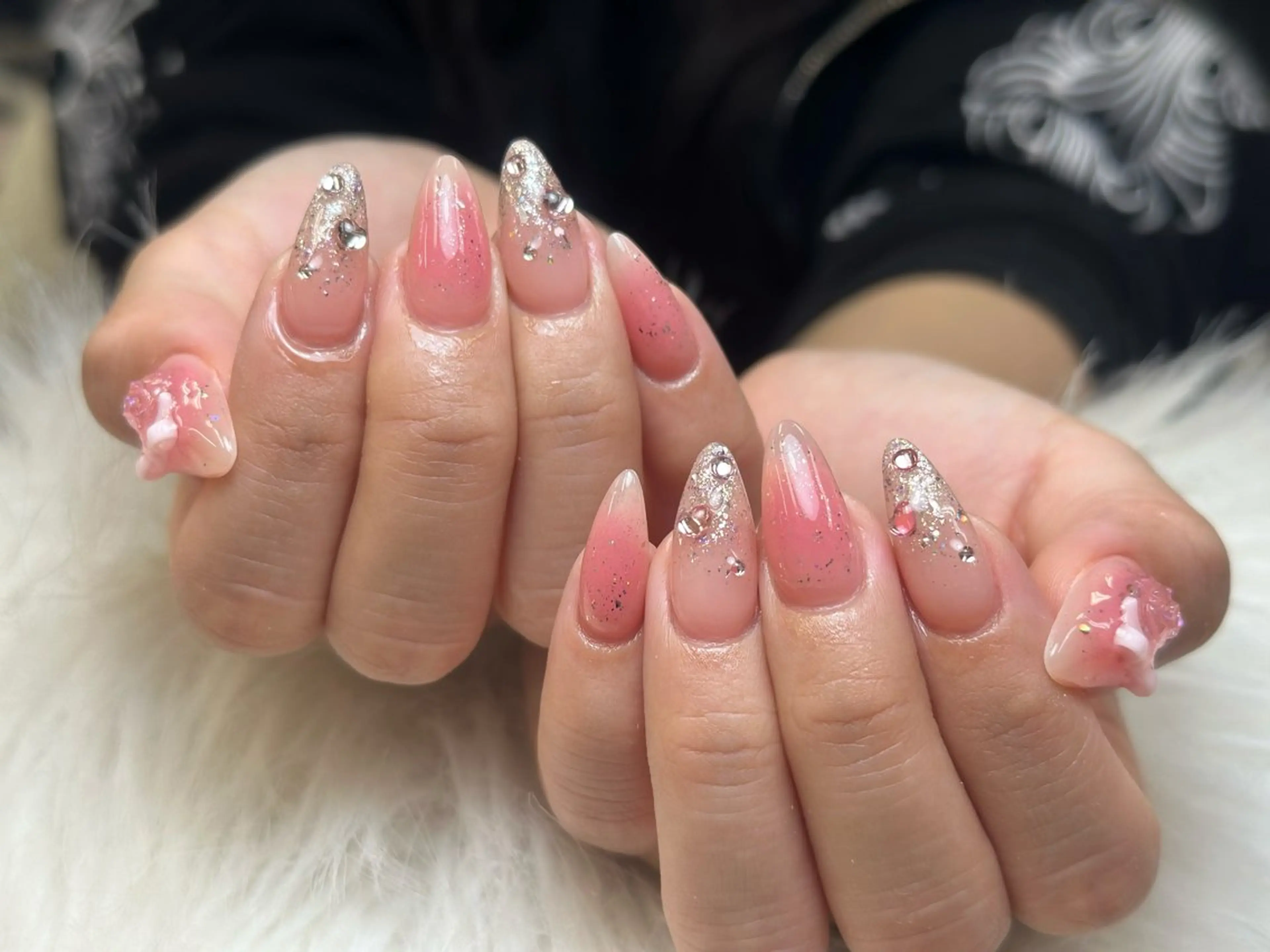 ネイル アートネイル 成人式 ジェルネイル ニュアンスネイル 夏ネイル ハンドネイル Nienail_ Luxeのネイルデザイン