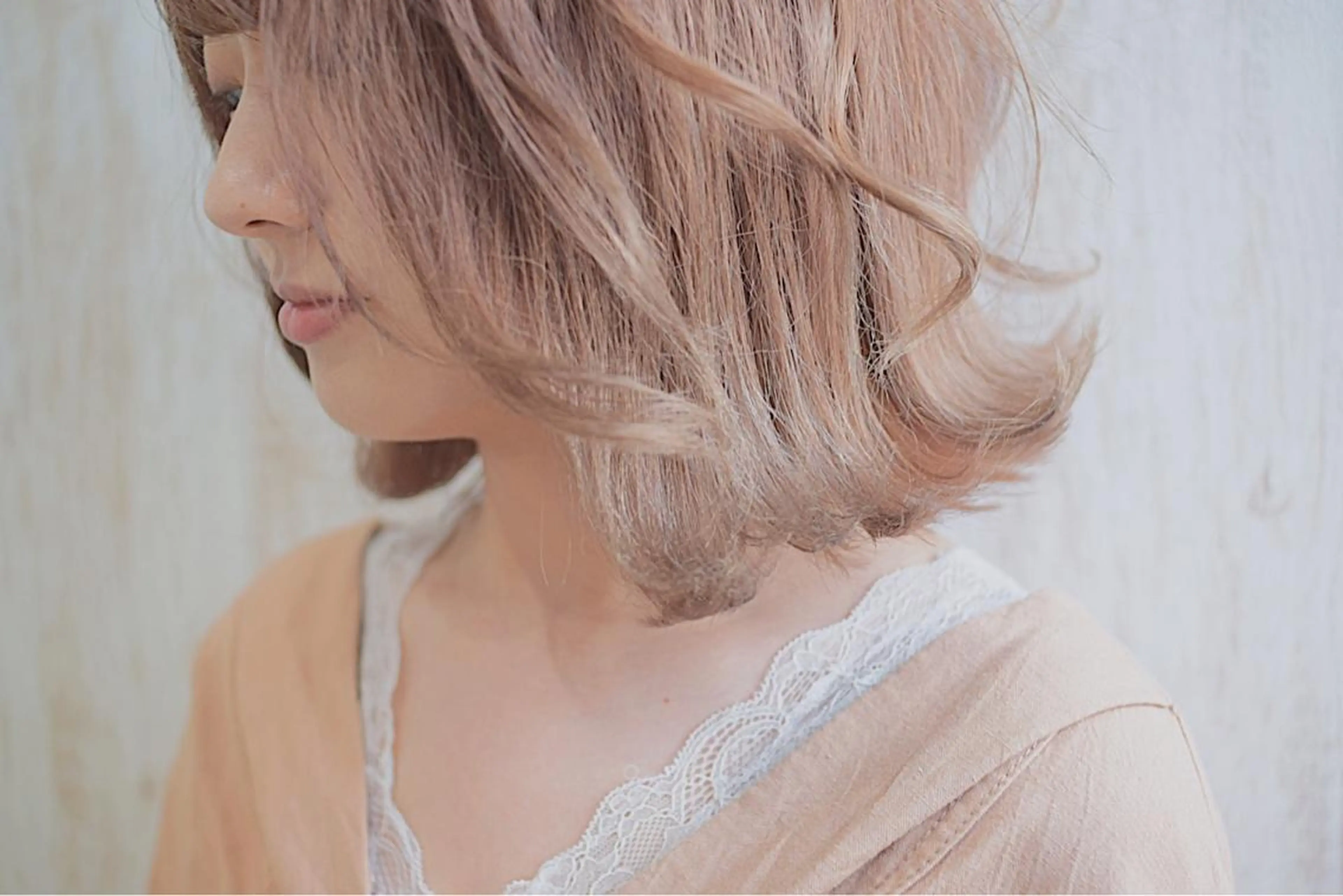 ショート カラー ピンクカラー ヘアカラー トリートメント ハイトーンカラー RYUのヘアスタイル