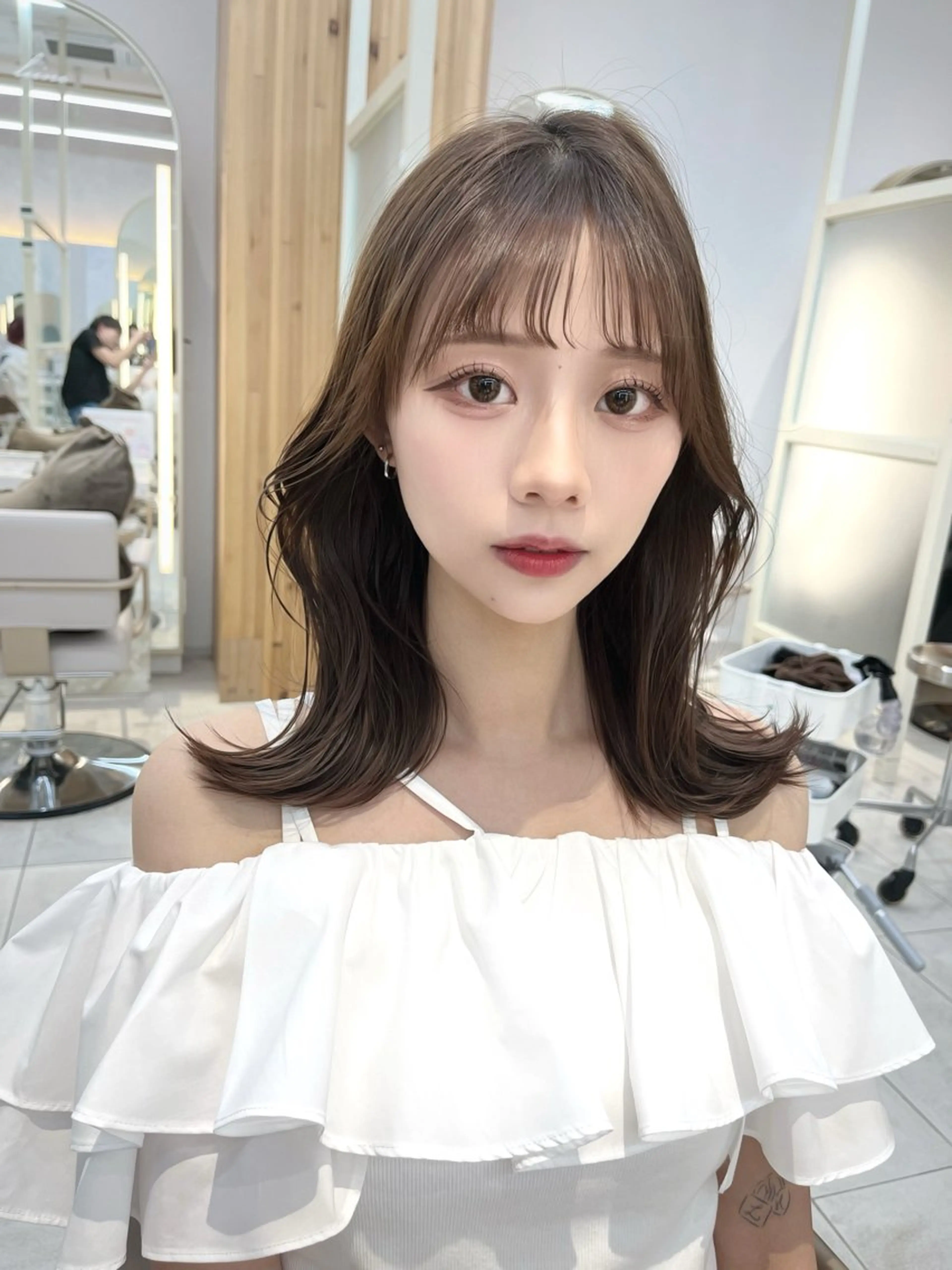 セミロング カラー カット ヘアカラー トリートメント トイロ武蔵小杉所属・ナチュラル韓国ヘア 🇰🇷塚田凌太のヘアスタイル
