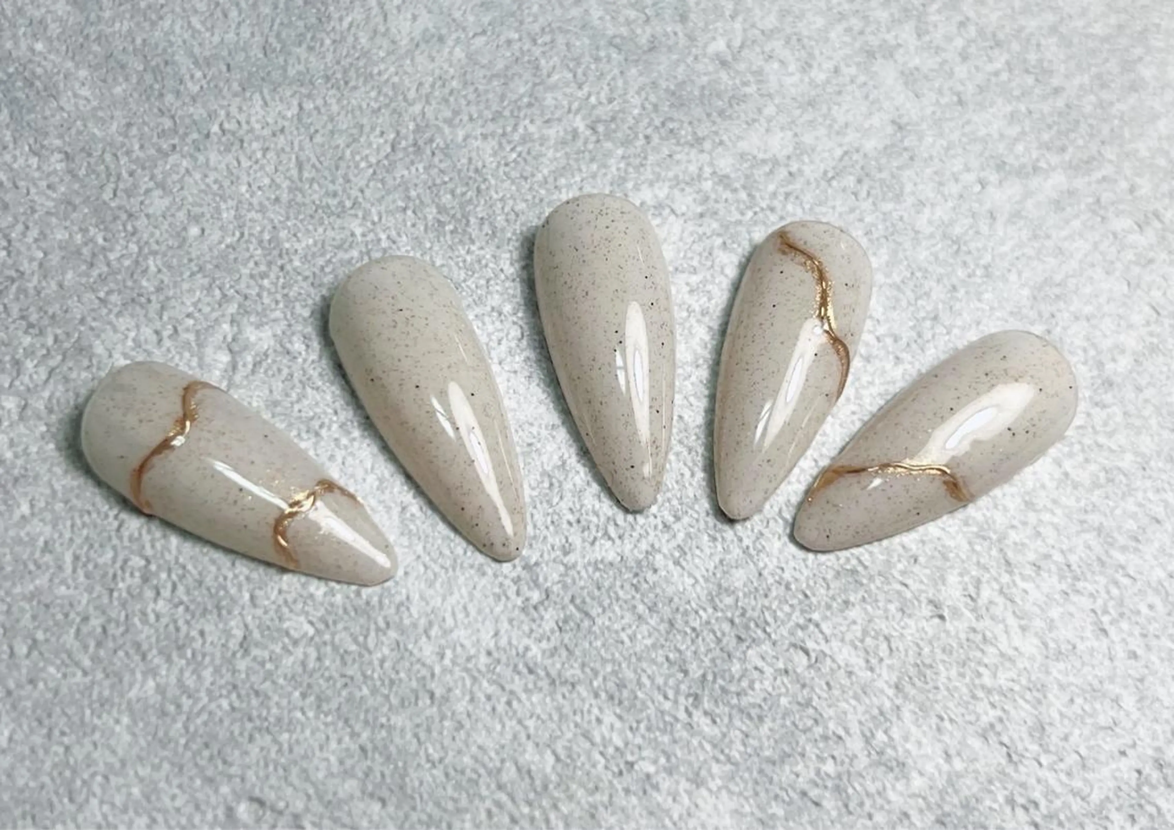 ネイル lucky nail 歌舞伎町のネイルデザイン