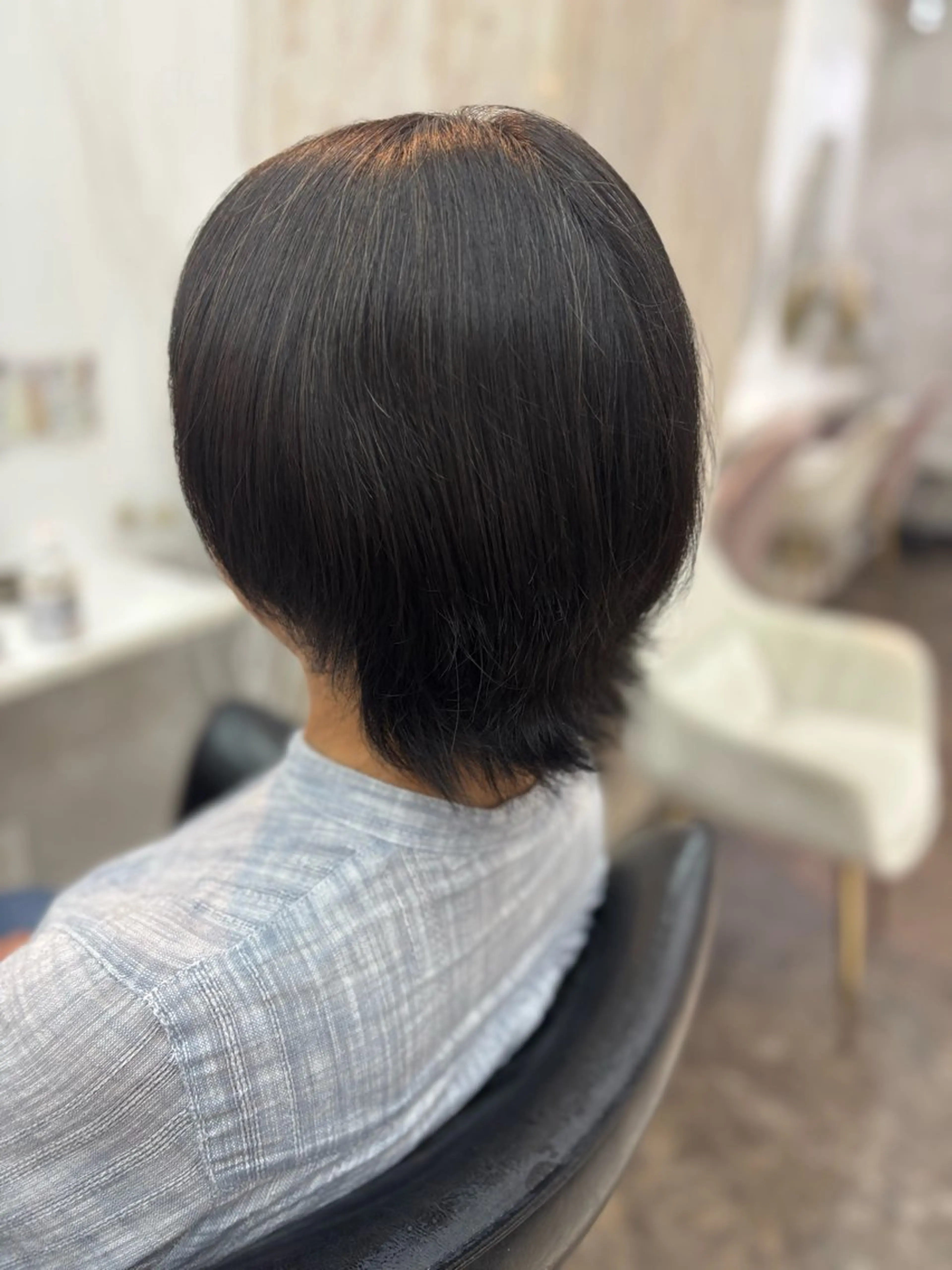 ショート カラー カット 金井こうた🐨 lovisのヘアスタイル