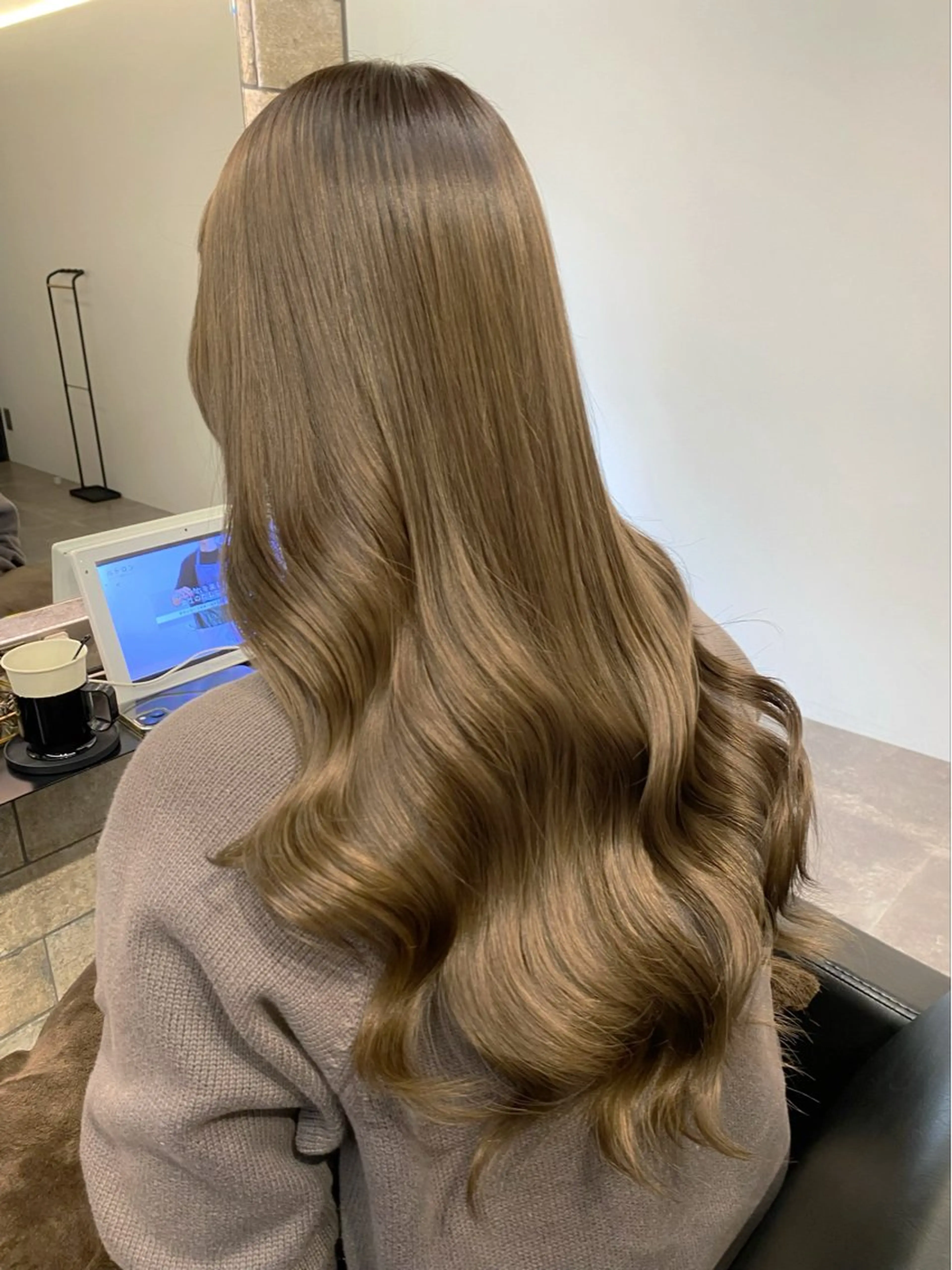 カラー ブリーチ 🫧カラー＆エクステ 専門🤍松下🫧のヘアスタイル