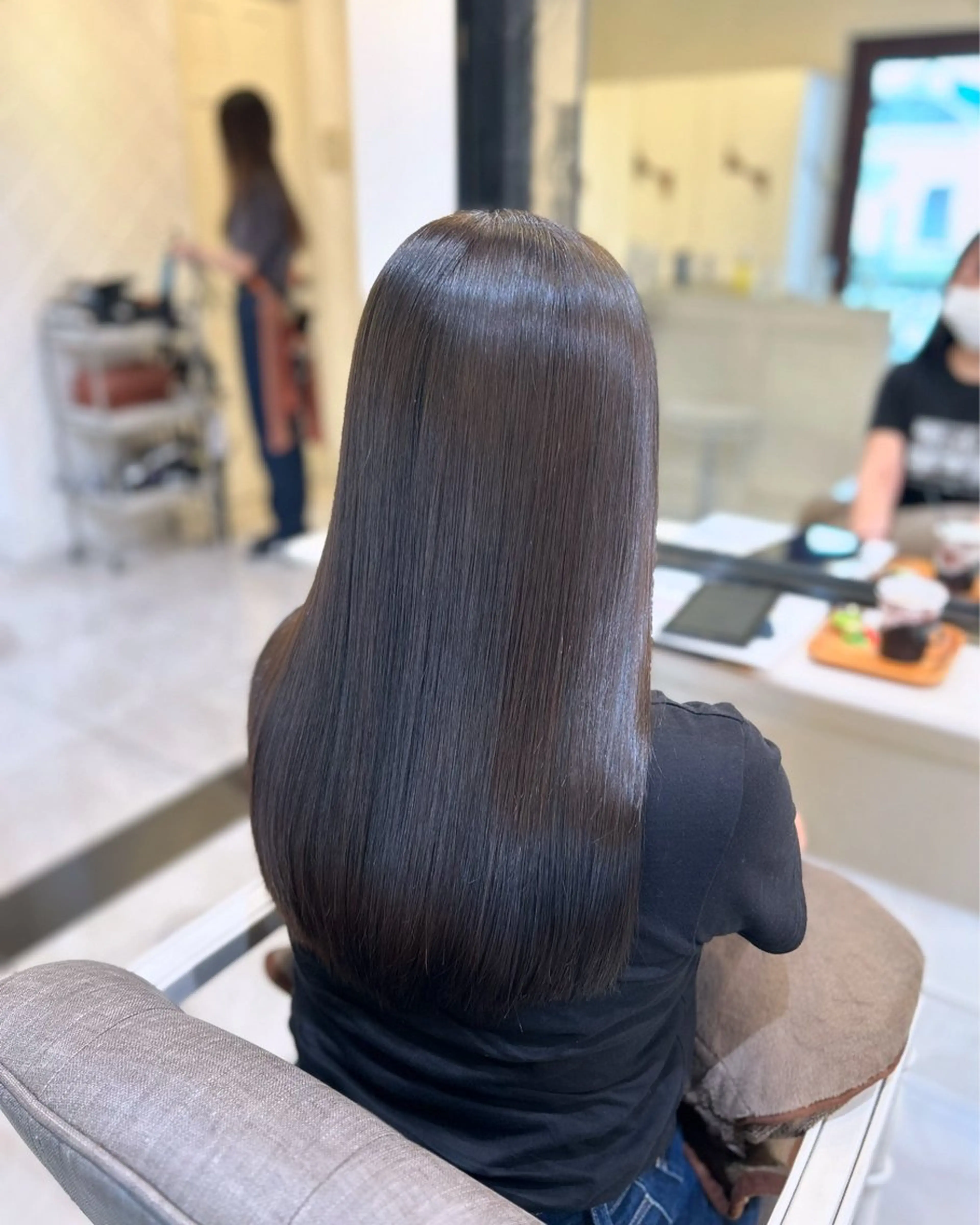 ロング 髪質改善 ヘアカラー トリートメント 岡 龍太郎のヘアスタイル