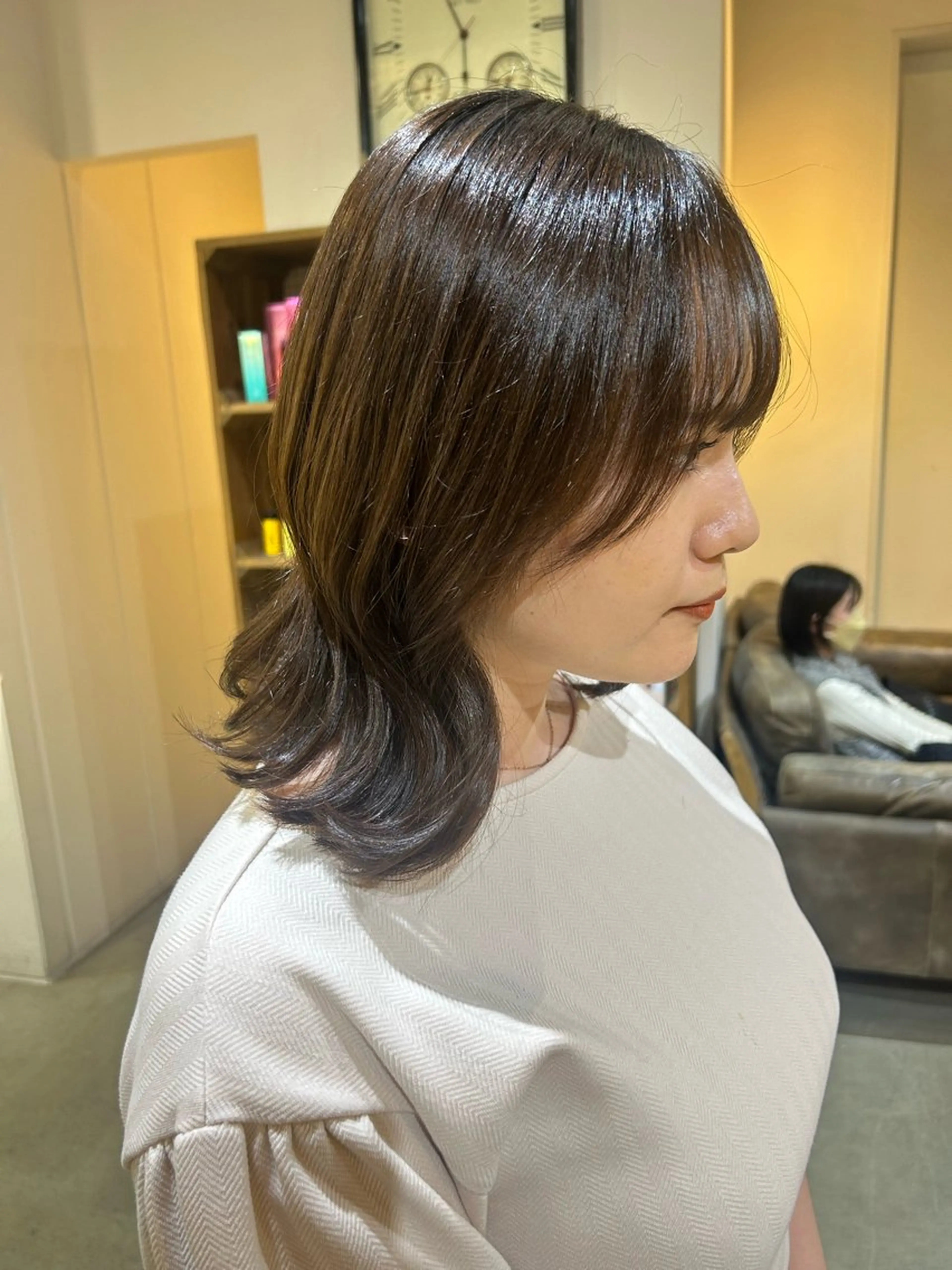 ミディアム くびれヘア カット ヘアカラー トリートメント 艶髪/髪質改善 yukaのヘアスタイル