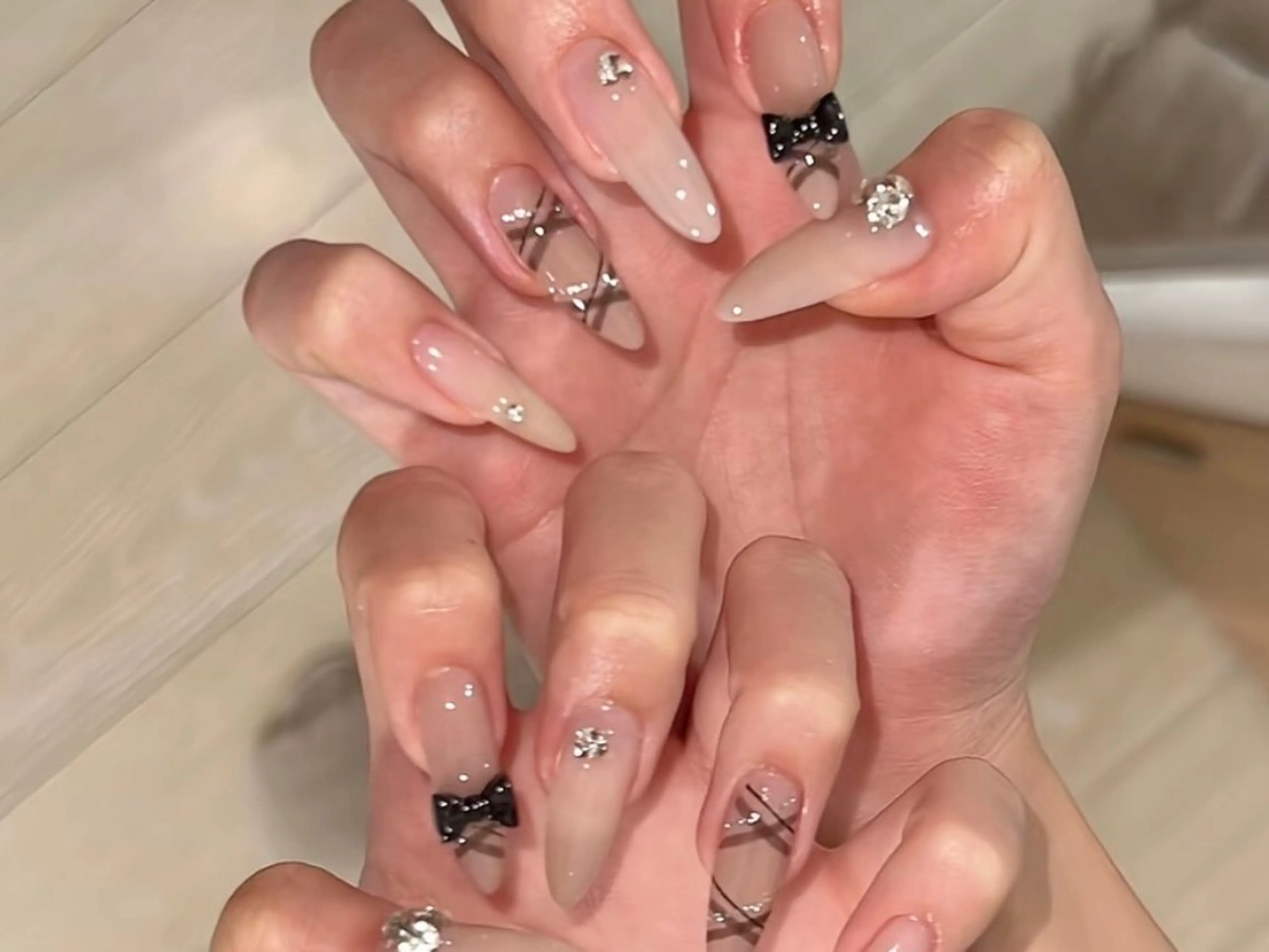 ネイル ハンドネイル Kari ネイルサロンのネイルデザイン