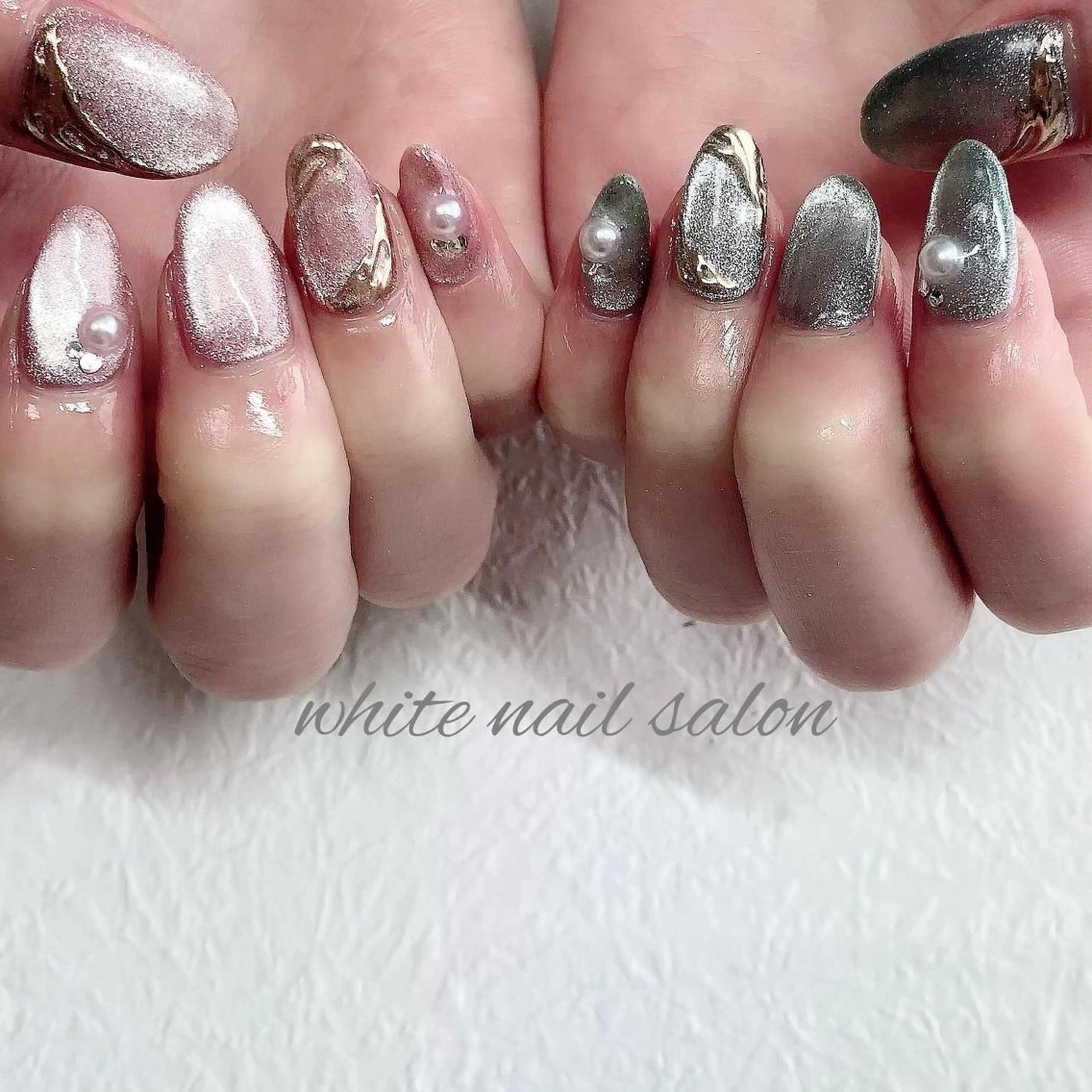 ネイル ジェルネイル ハードジェル 持ち込み ソフトジェル ハンドネイル white nail salonのネイルデザイン