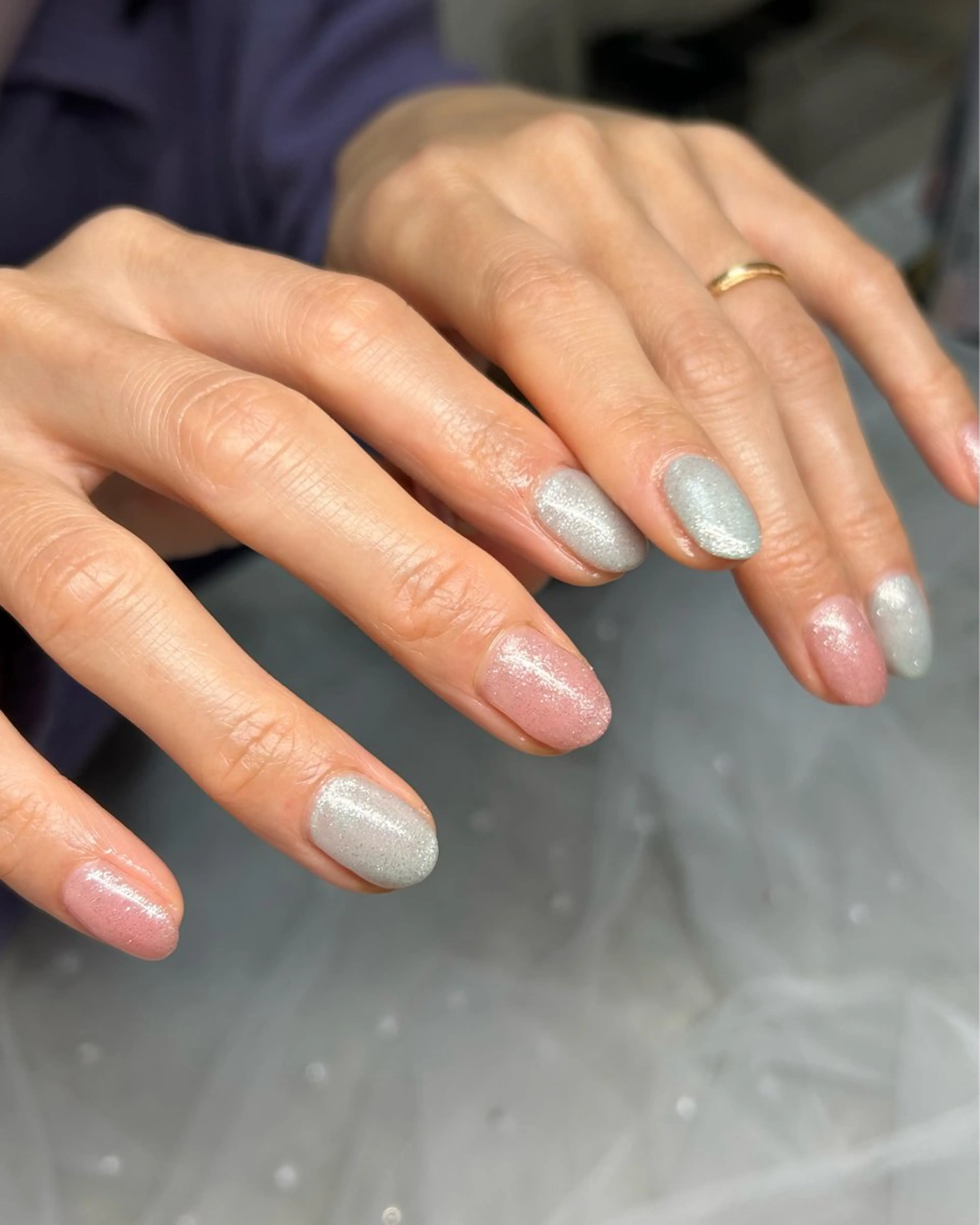 ネイル キラキラネイル ワンカラーネイル シルバー ハンドネイル ten nail salon　かえでのネイルデザイン