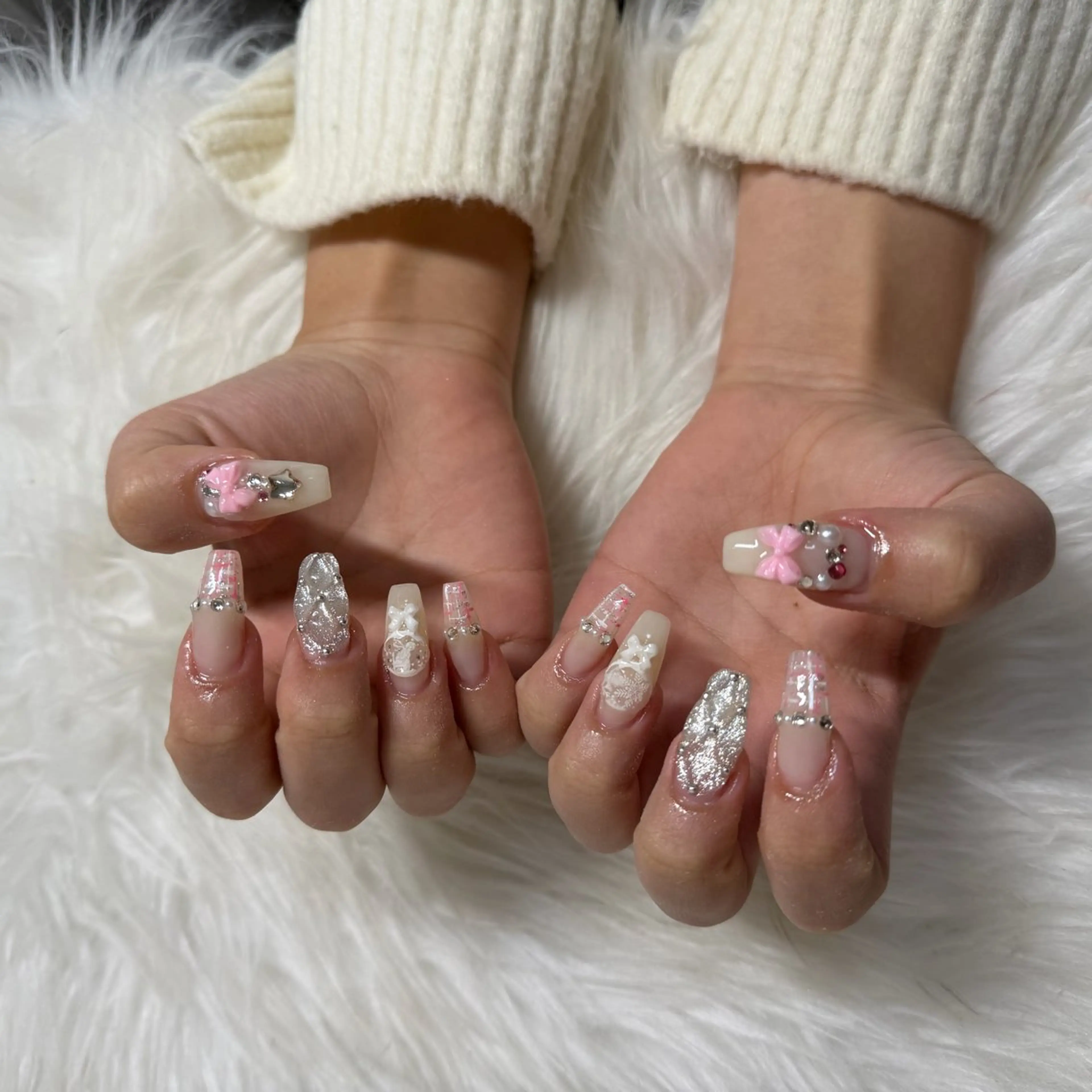 ロング ハンドネイル mao .のネイルデザイン