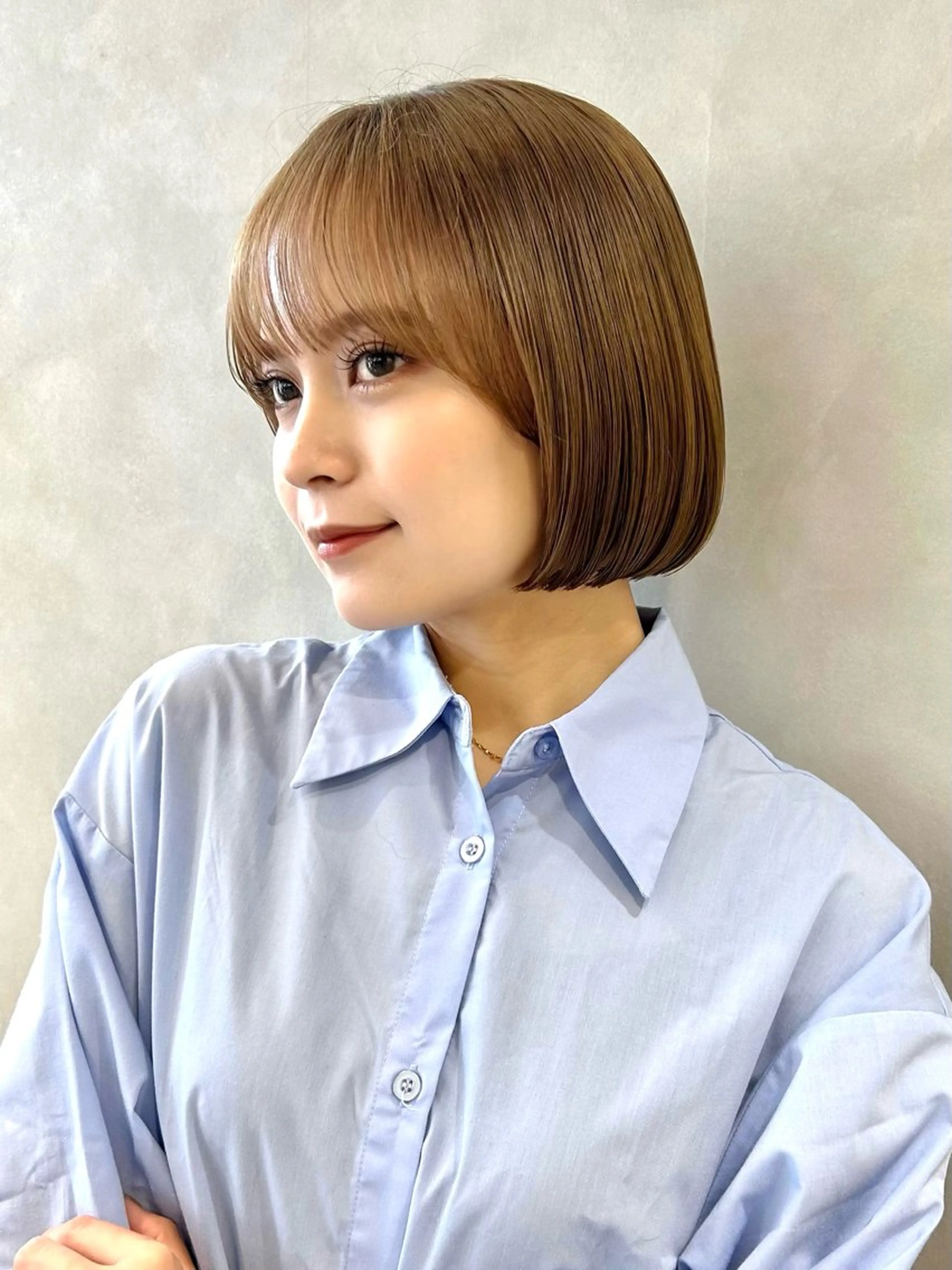 ショート カラー 切りっぱなしボブ ボブ カット ヘアカラー 結べるくびれボブ/透 明感カラーtaigaのヘアスタイル
